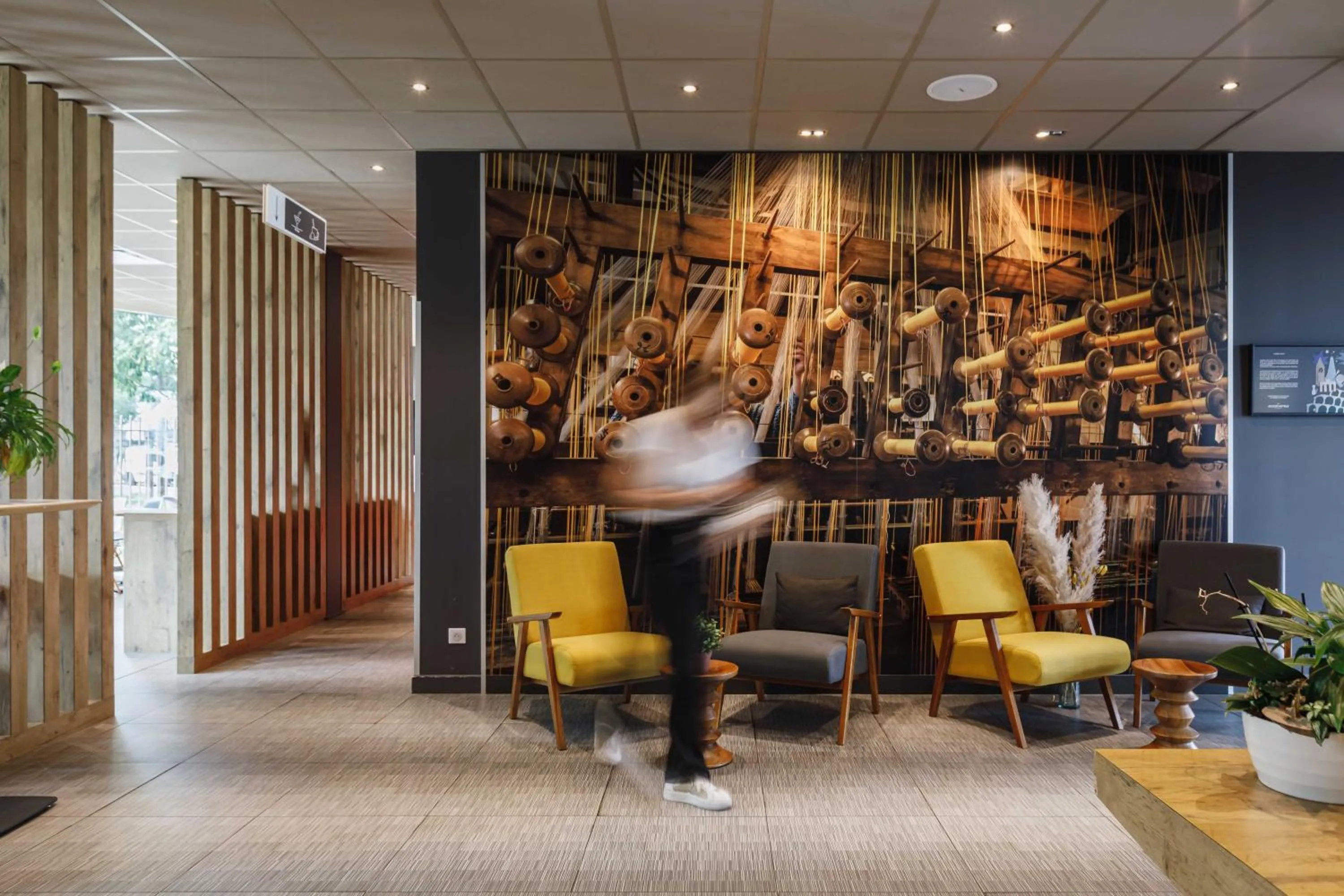 Lobby or reception in ibis Lyon Carre De Soie