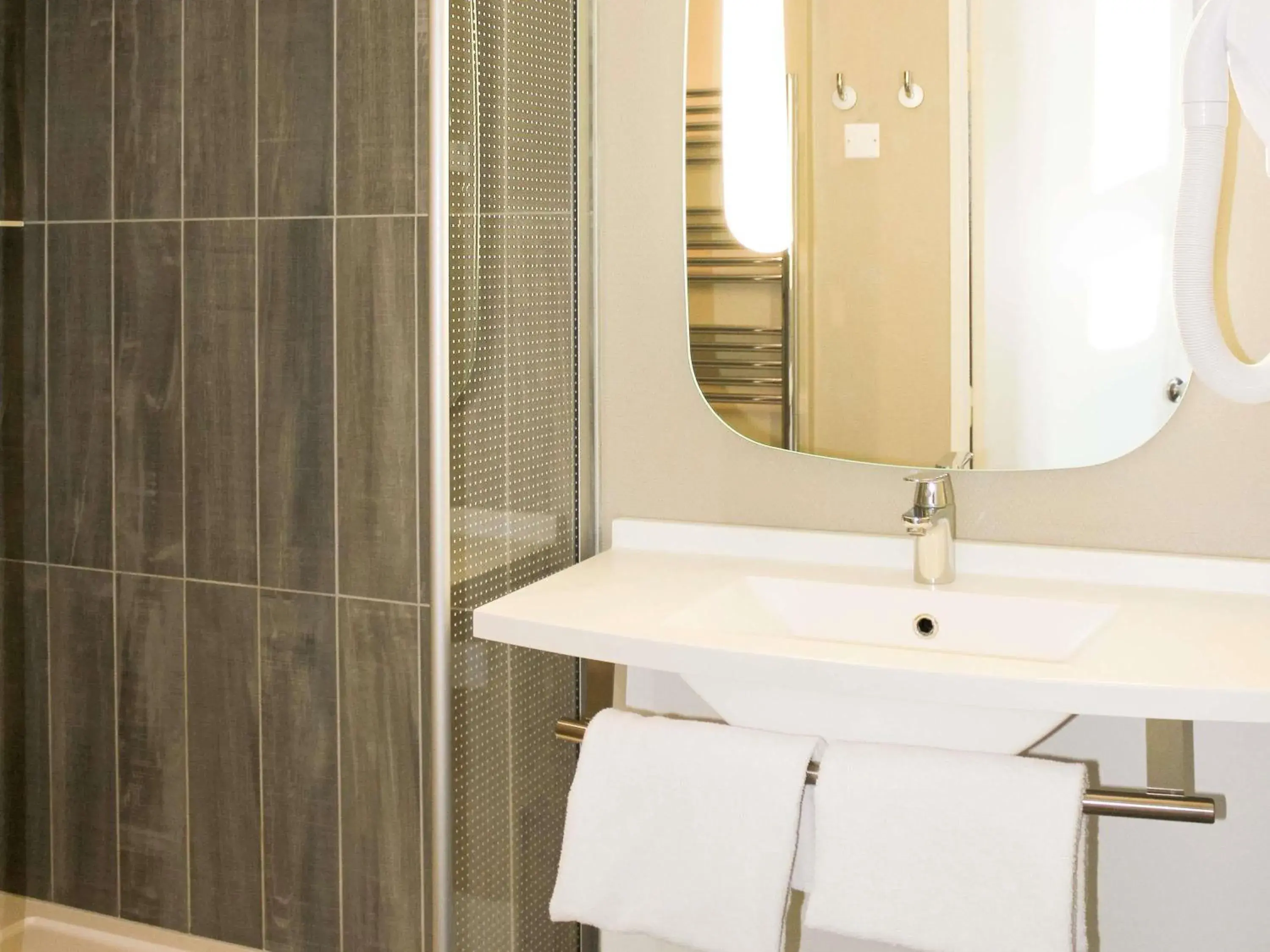 Bedroom in ibis Lyon Carre De Soie Bedroom in ibis Lyon Carre De Soie