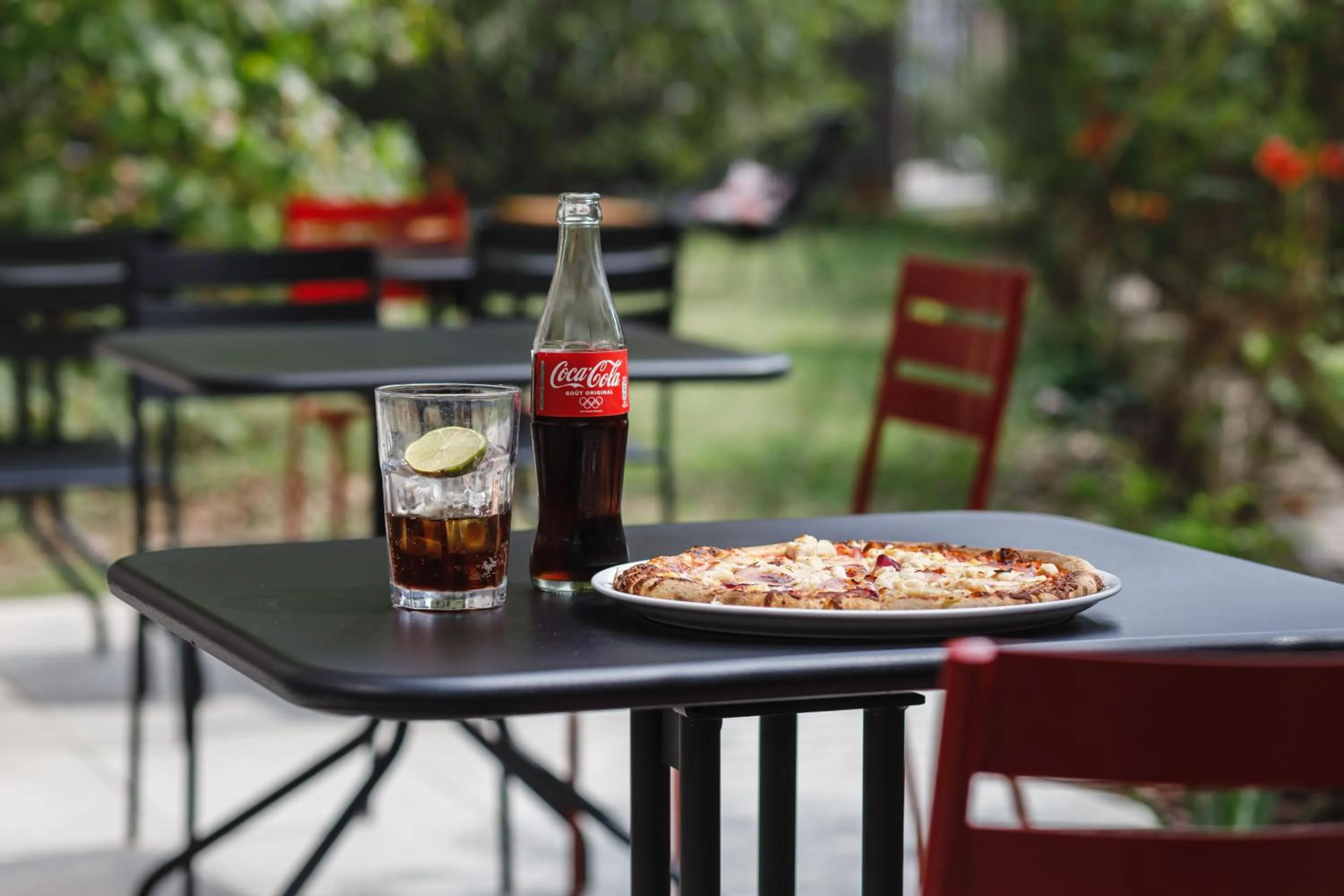 Patio in ibis Lyon Carre De Soie