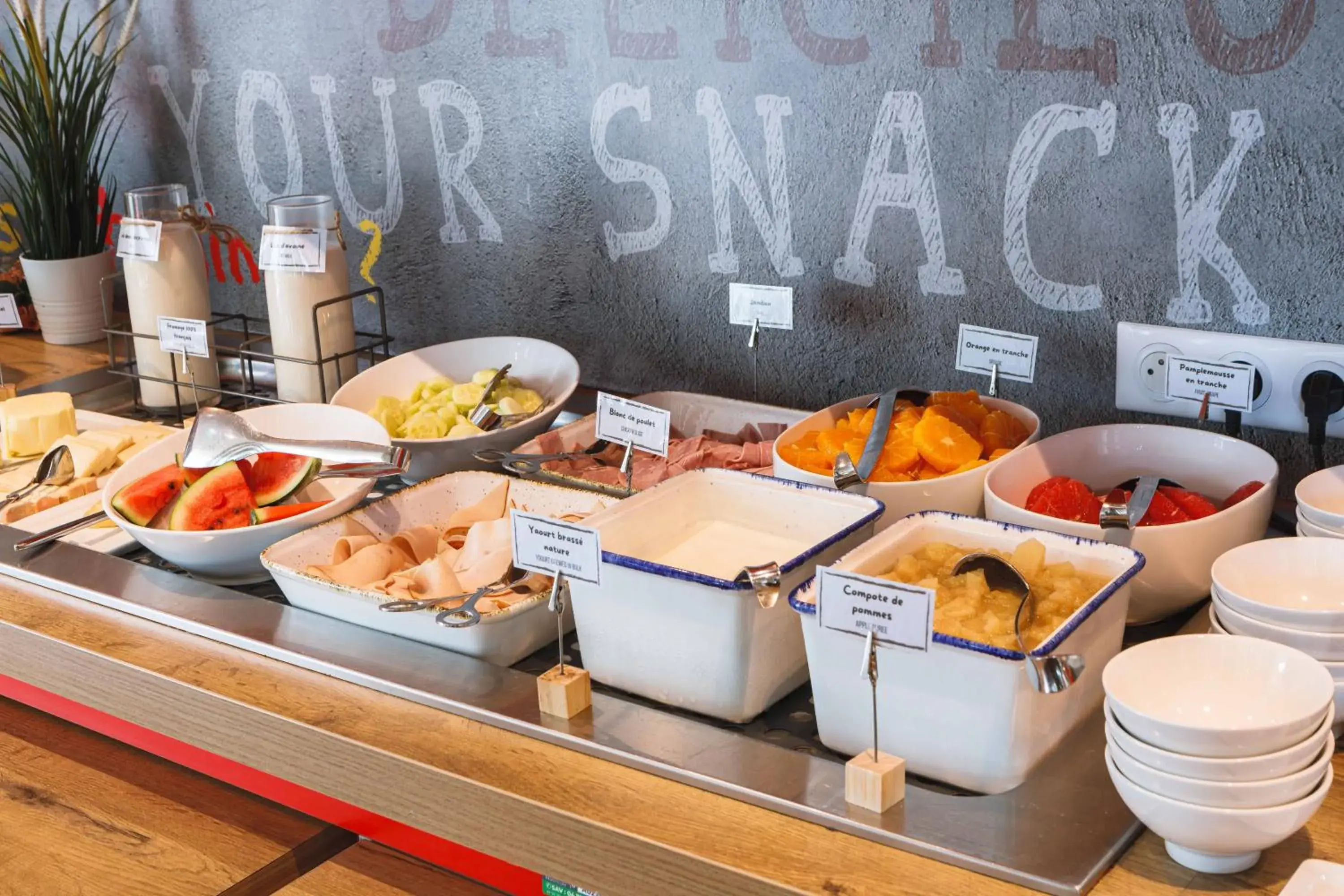 Food and drinks in ibis Lyon Carre De Soie Food and drinks in ibis Lyon Carre De Soie