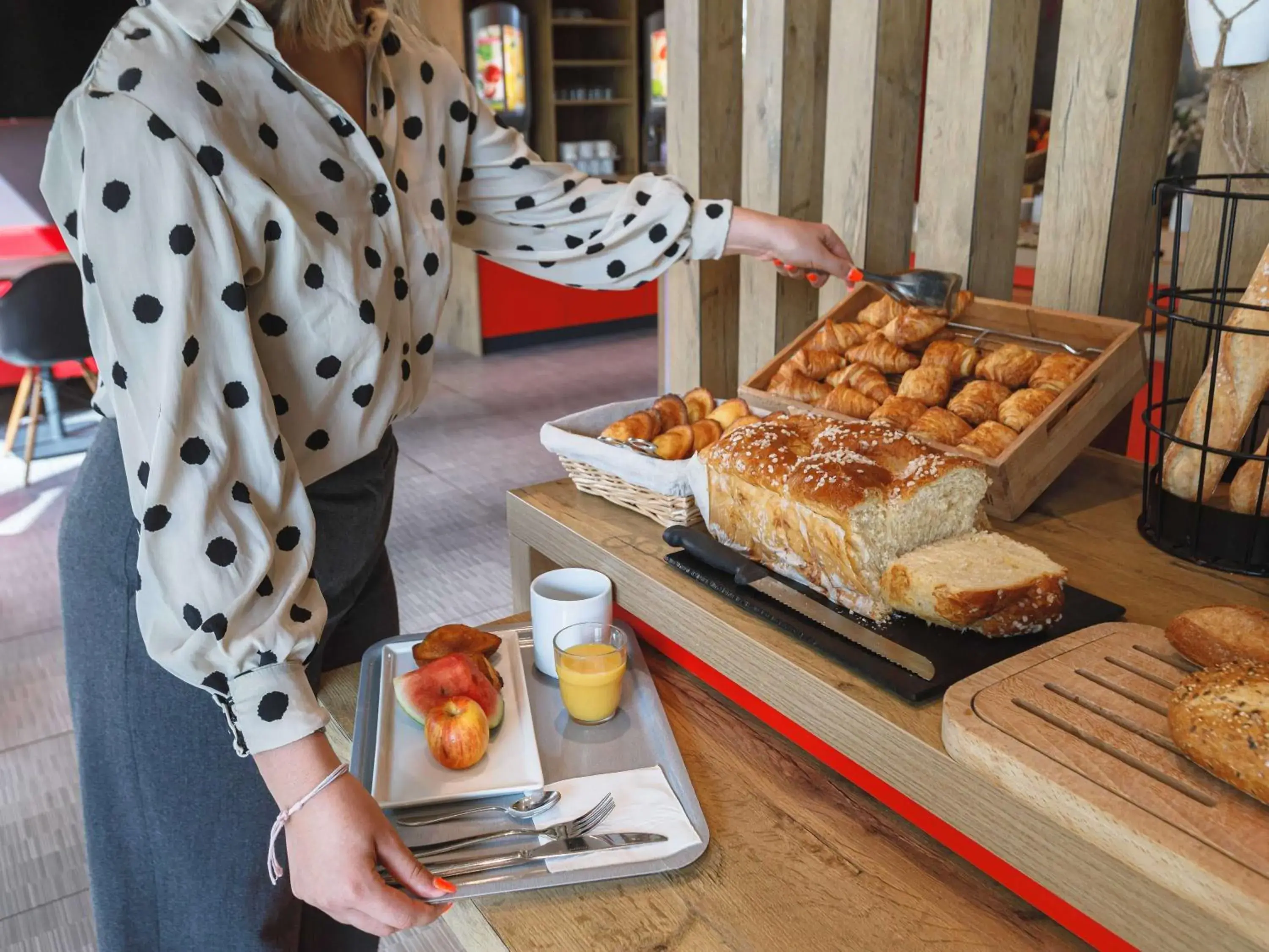 Breakfast in ibis Lyon Carre De Soie Breakfast in ibis Lyon Carre De Soie
