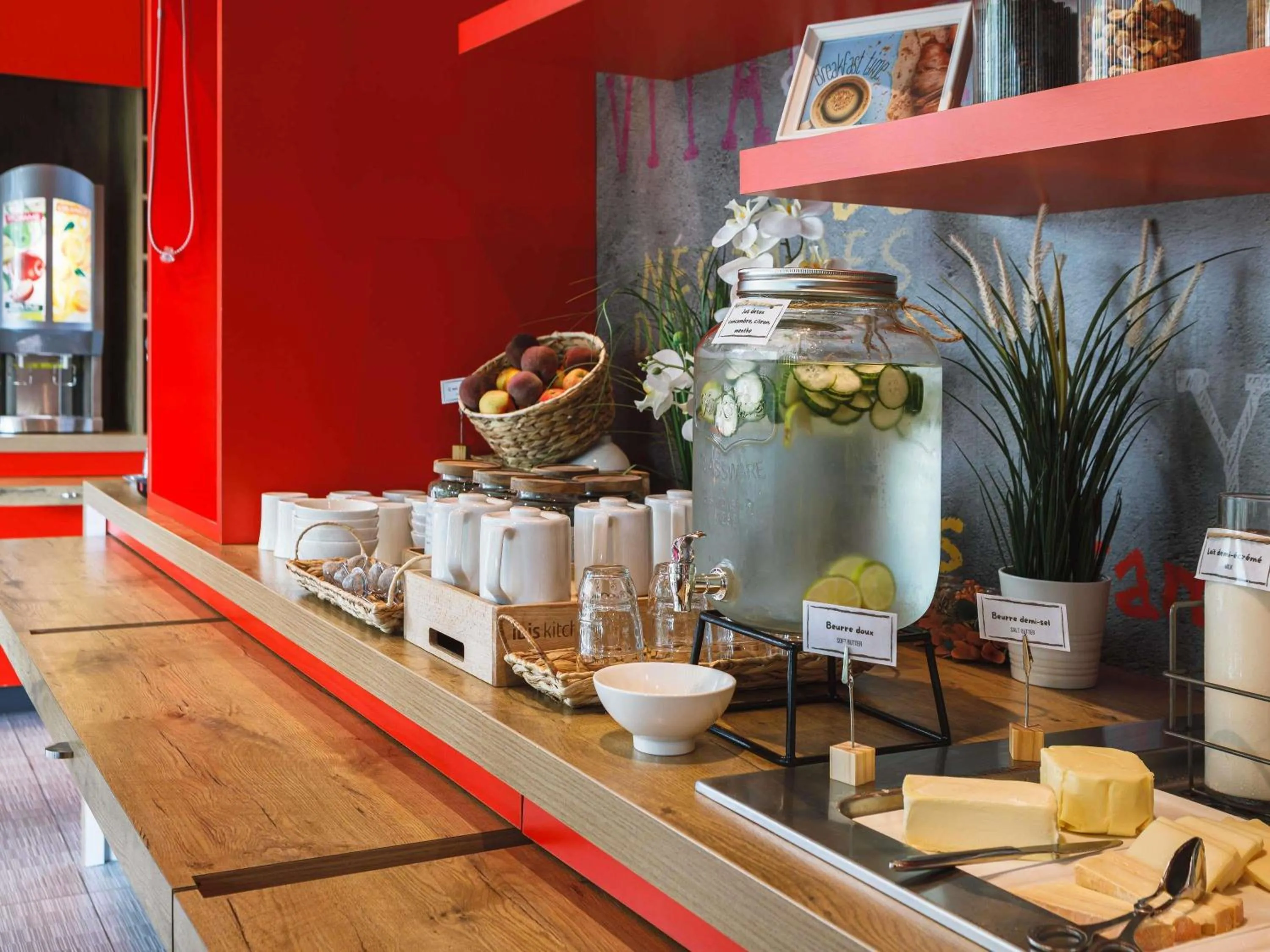 Property building in ibis Lyon Carre De Soie