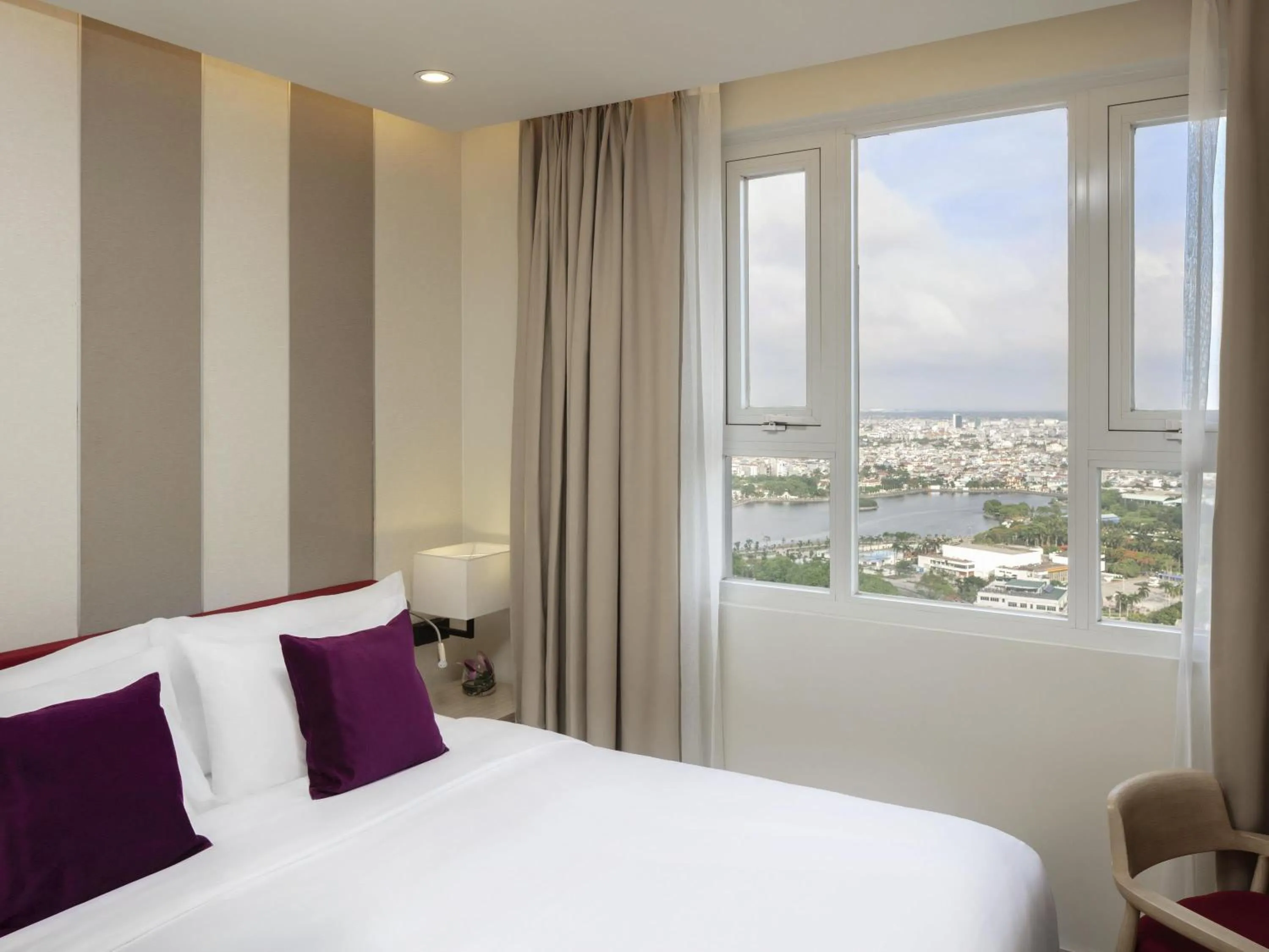 Bedroom, Bed in Mercure Hai Phong