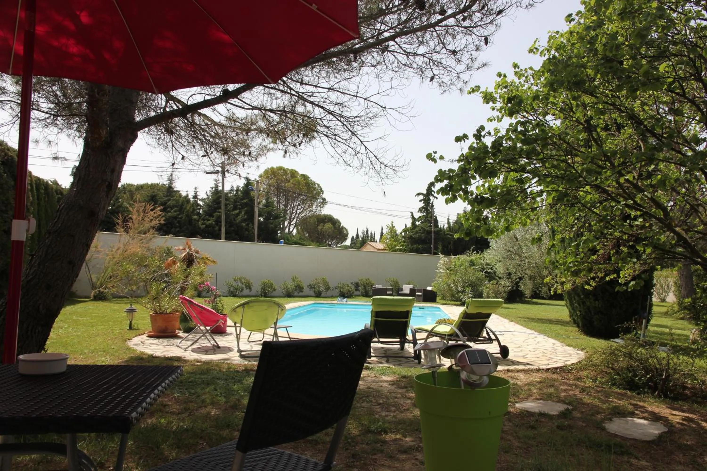 ENTRE AVIGNON et PONT DU GARD