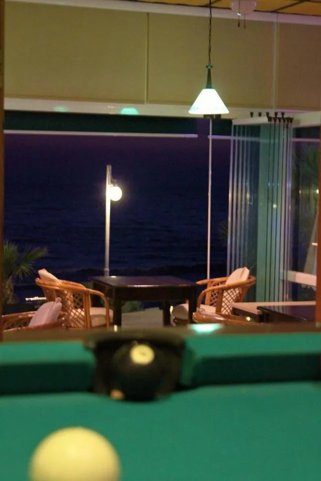 Billiard in Ladies Beach Hotel