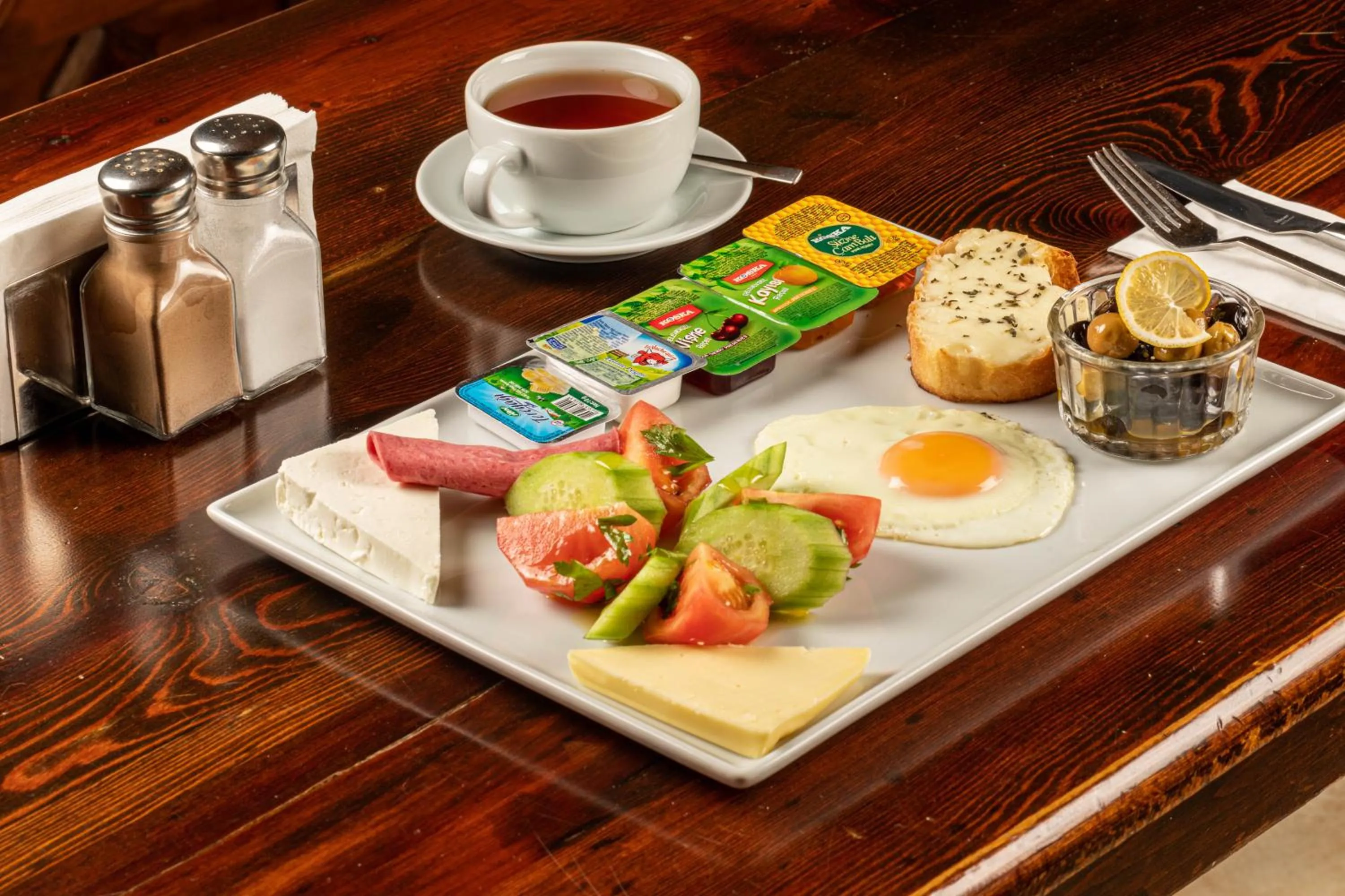 Breakfast in Ladies Beach Hotel