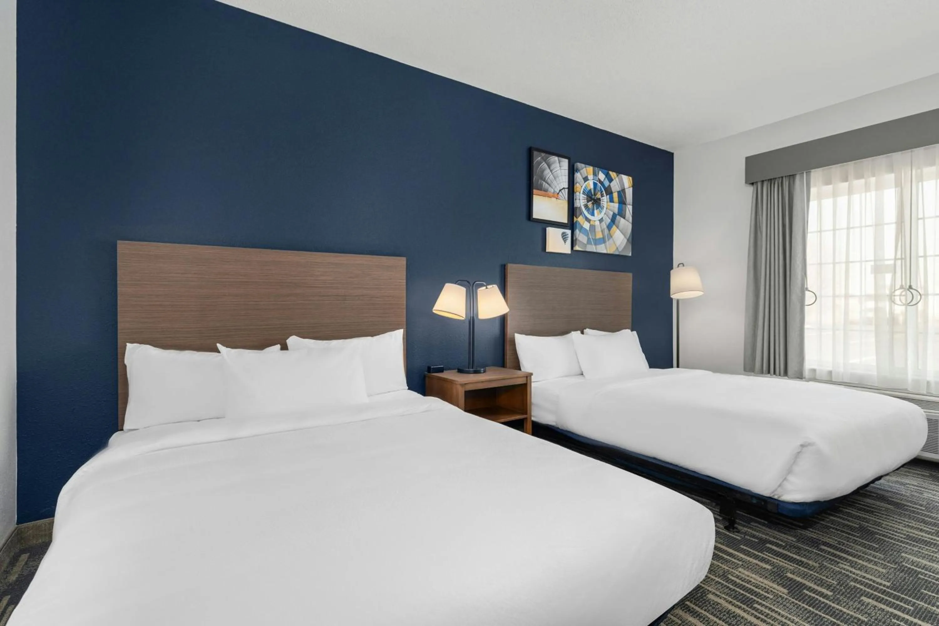 Photo of the whole room, Bed in City Express By Marriott Manteno