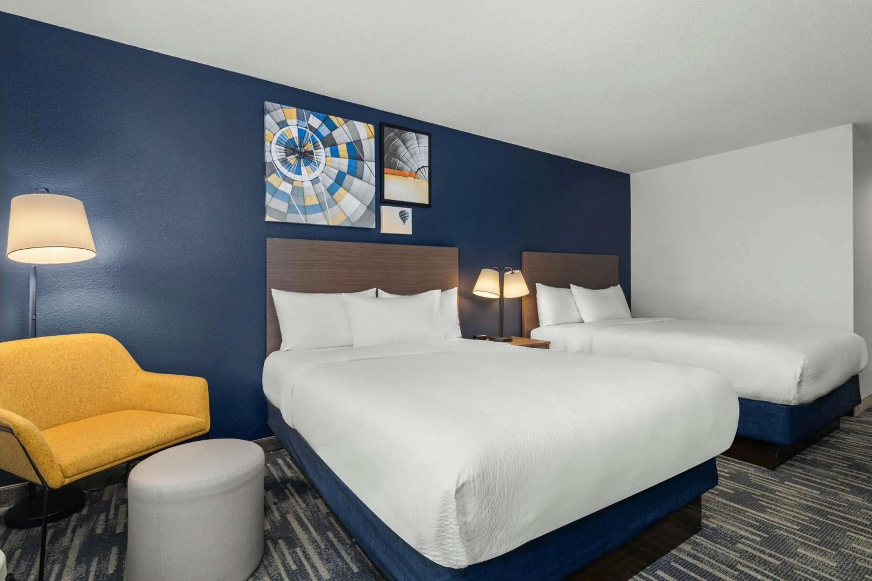 Photo of the whole room, Bed in City Express By Marriott Manteno