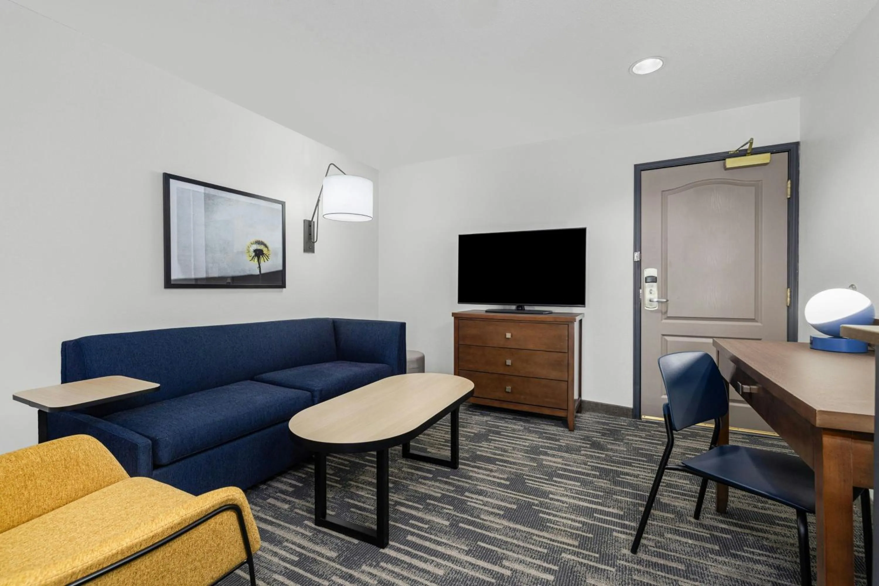 Living room in City Express By Marriott Manteno