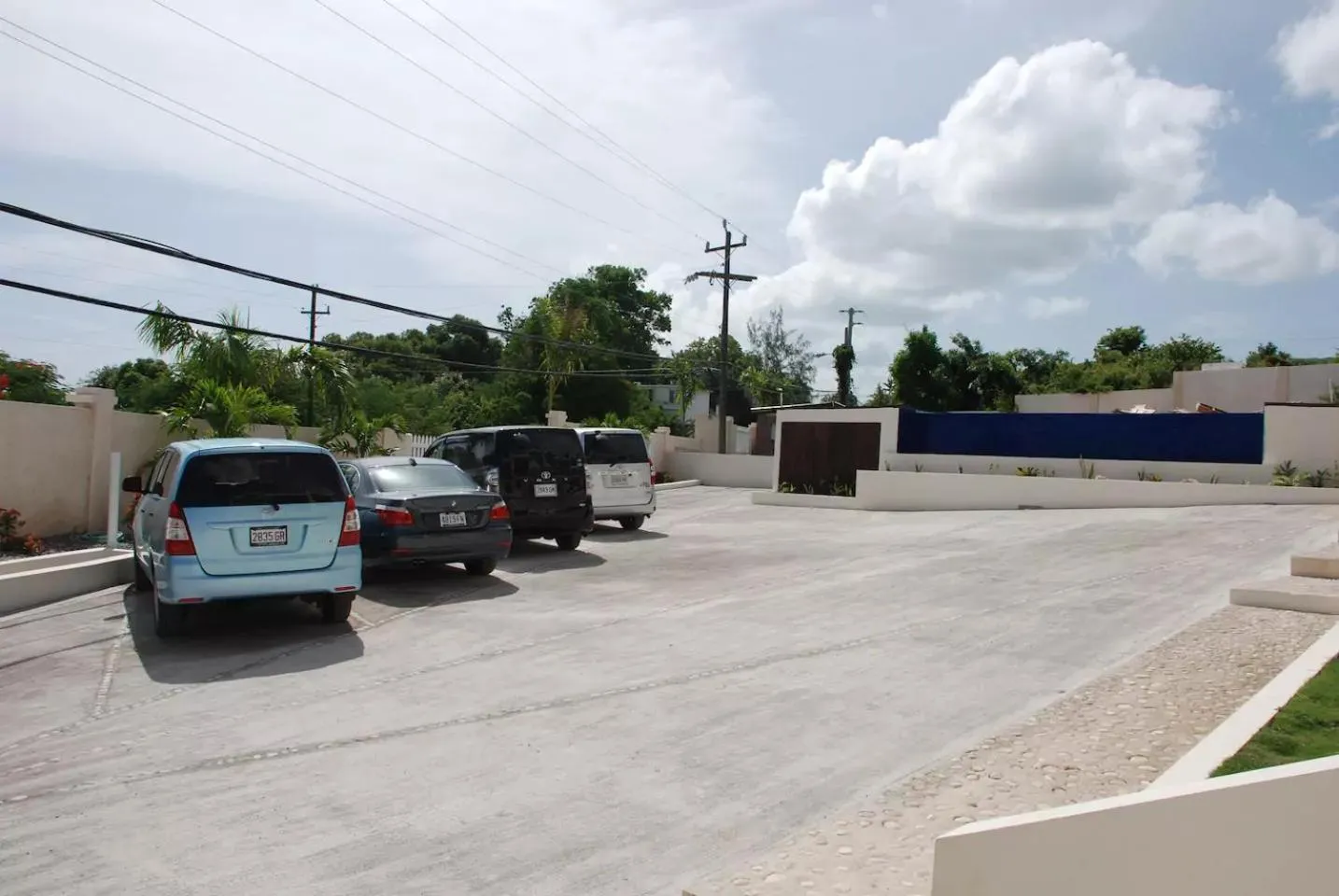 Area and facilities in Luxury 2BR Home facing Beach w/Pool Montego Bay #4