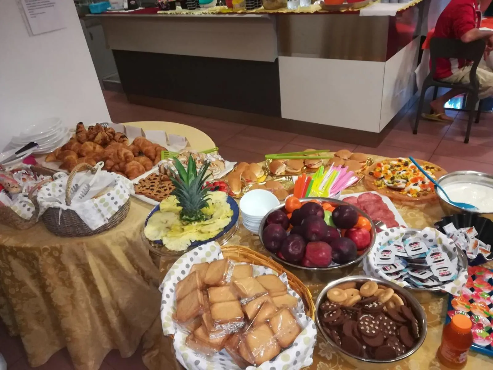 Buffet breakfast in Residence Delta