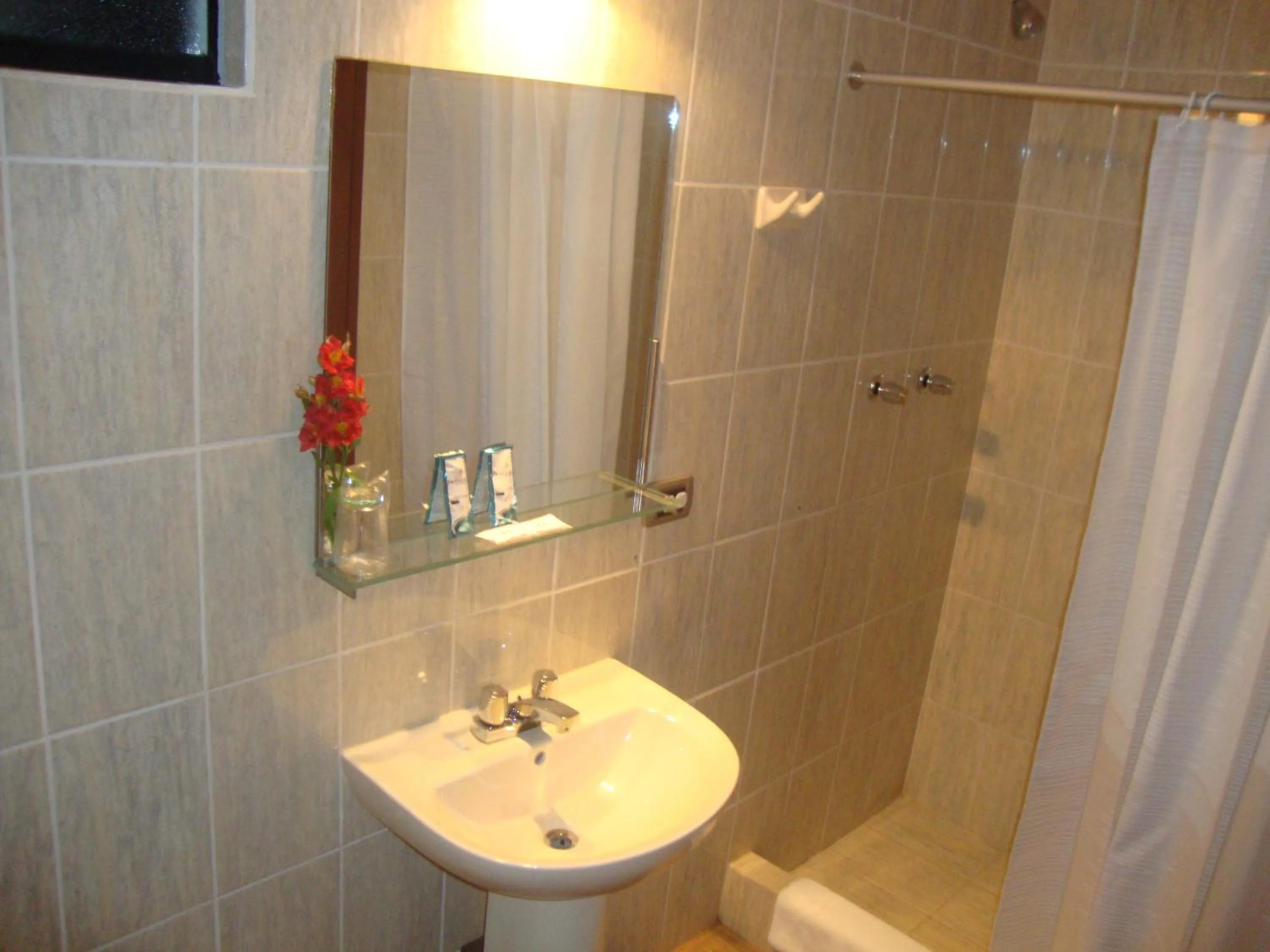 Bathroom in Antawasi Hotel