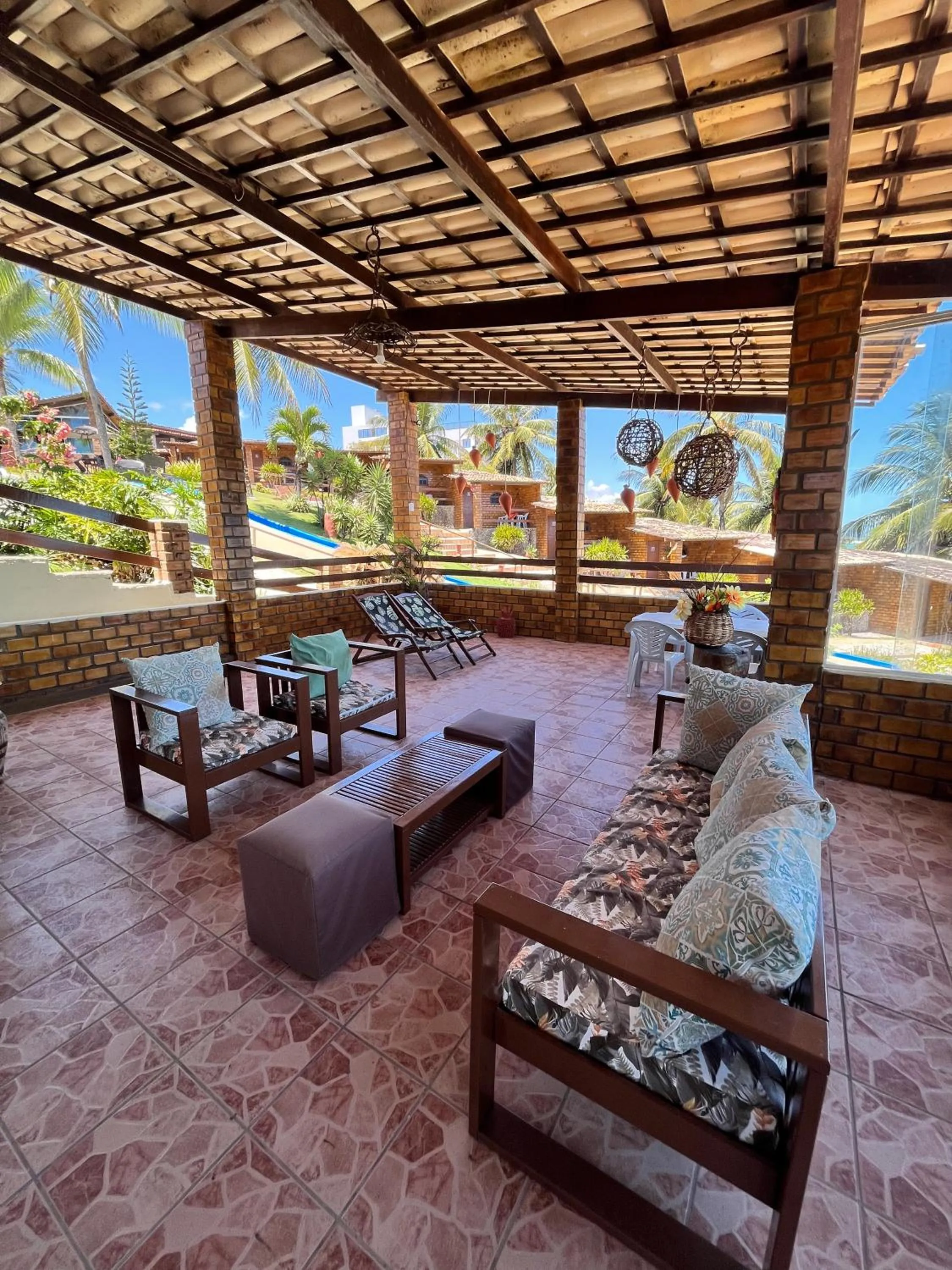 hair dresser in Pousada Enseada do Sol