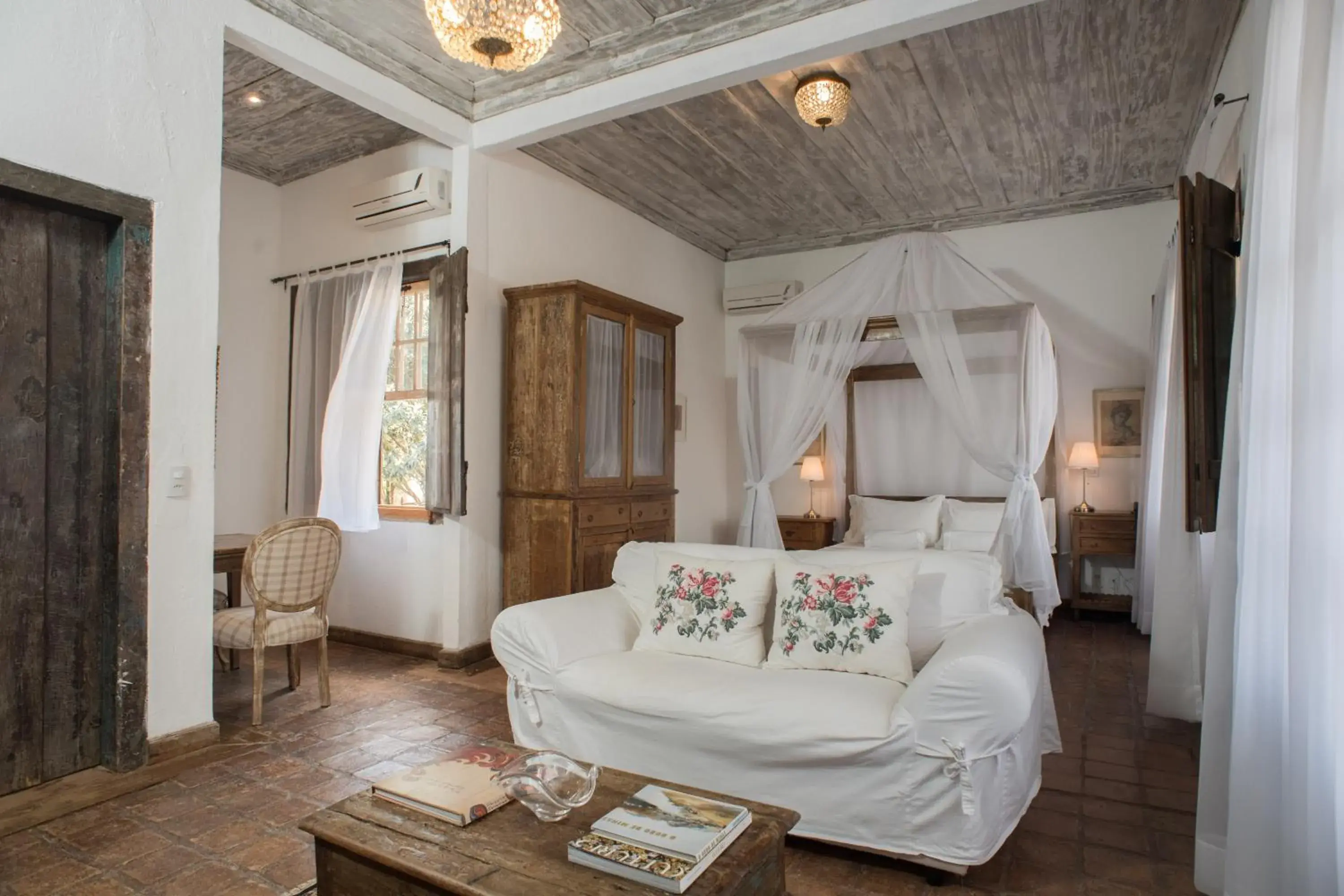 Luxury Double Room - Main Building in Pouso da Torre Luxury Double Room - Main Building in Pouso da Torre