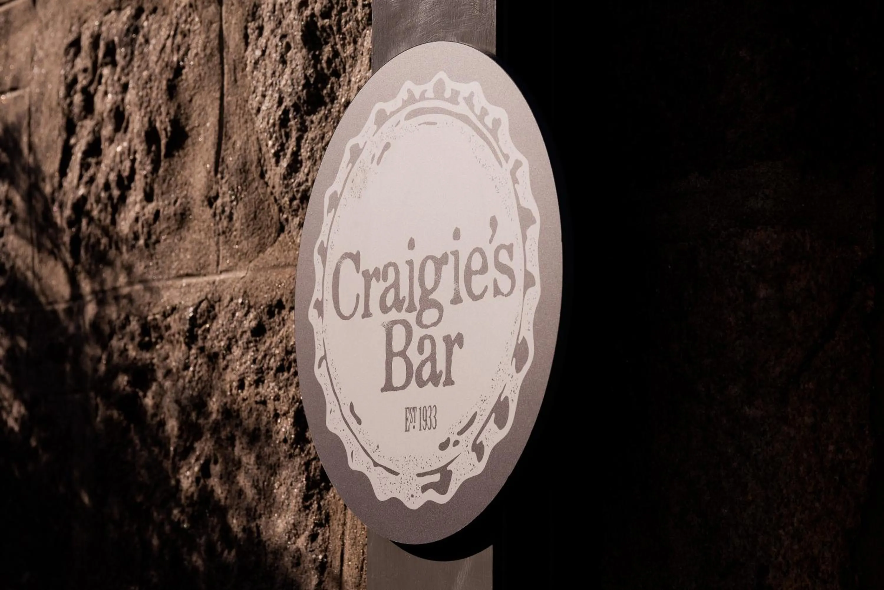 Alcoholic drinks in Leys Hotel