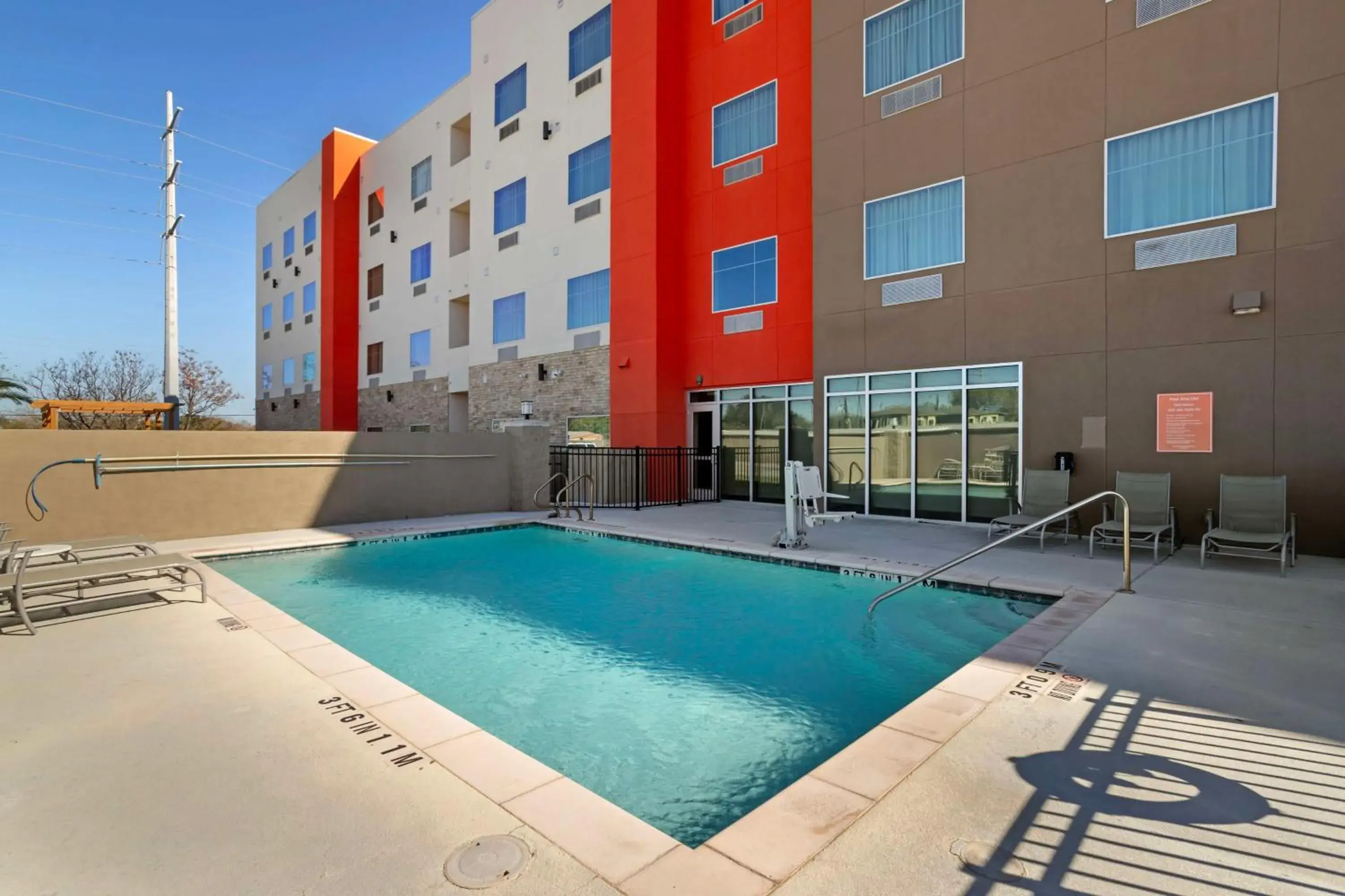 Pool view in Best Western Executive Residency IH-37 Corpus Christi Pool view in Best Western Executive Residency IH-37 Corpus Christi