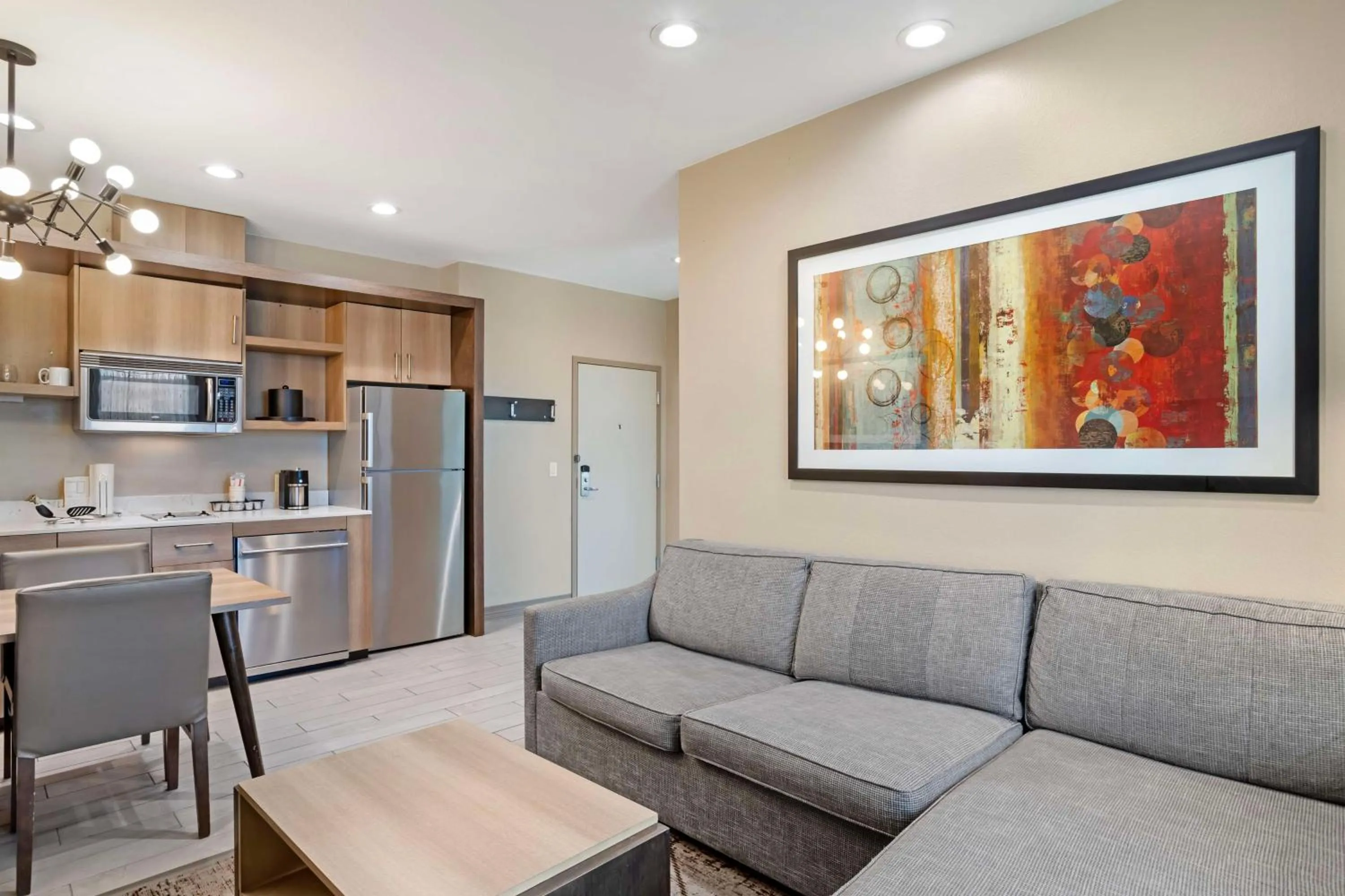 Photo of the whole room in Best Western Executive Residency IH-37 Corpus Christi