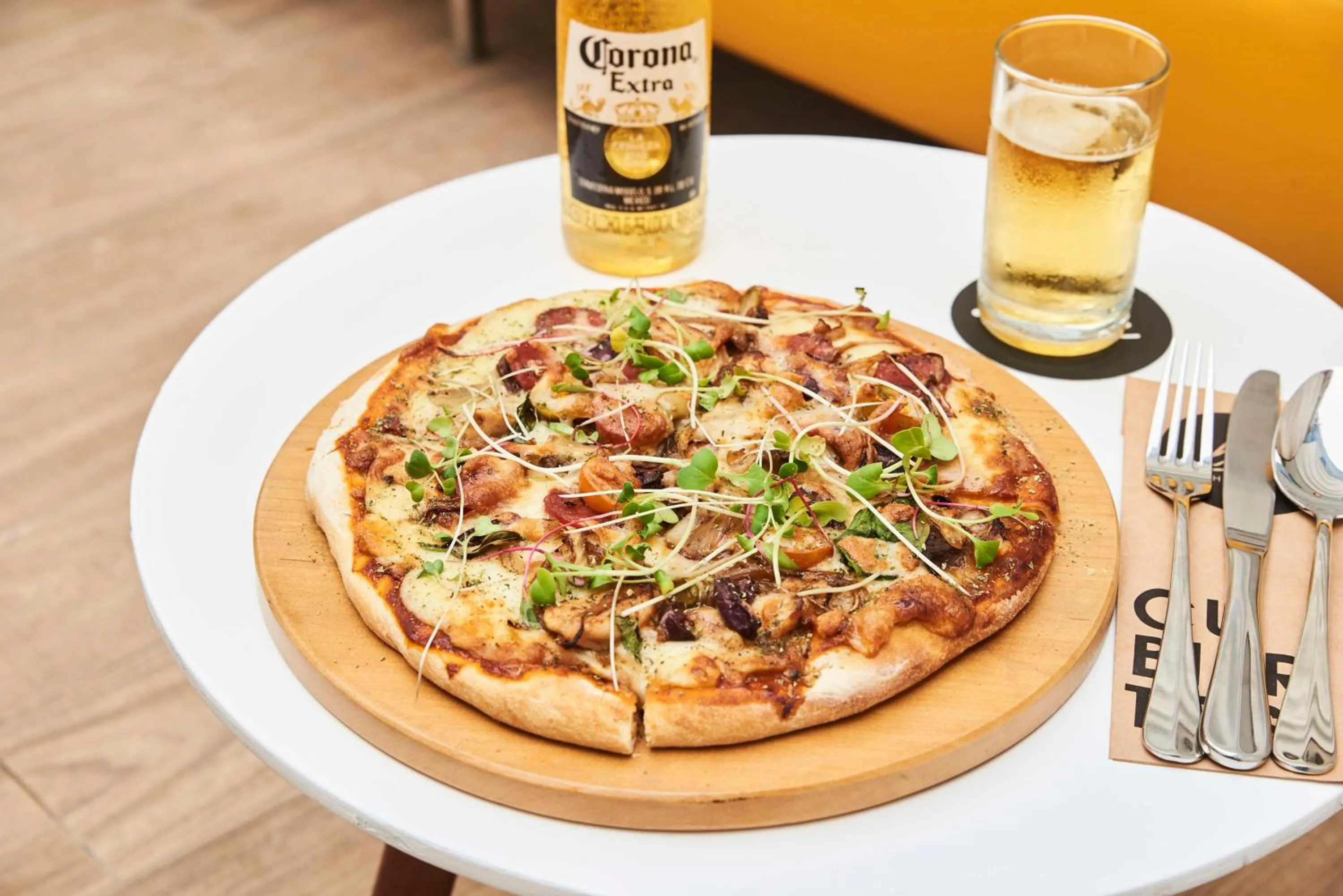 Restaurant/places to eat in Libre Hotel, BW Signature Collection by Best Western