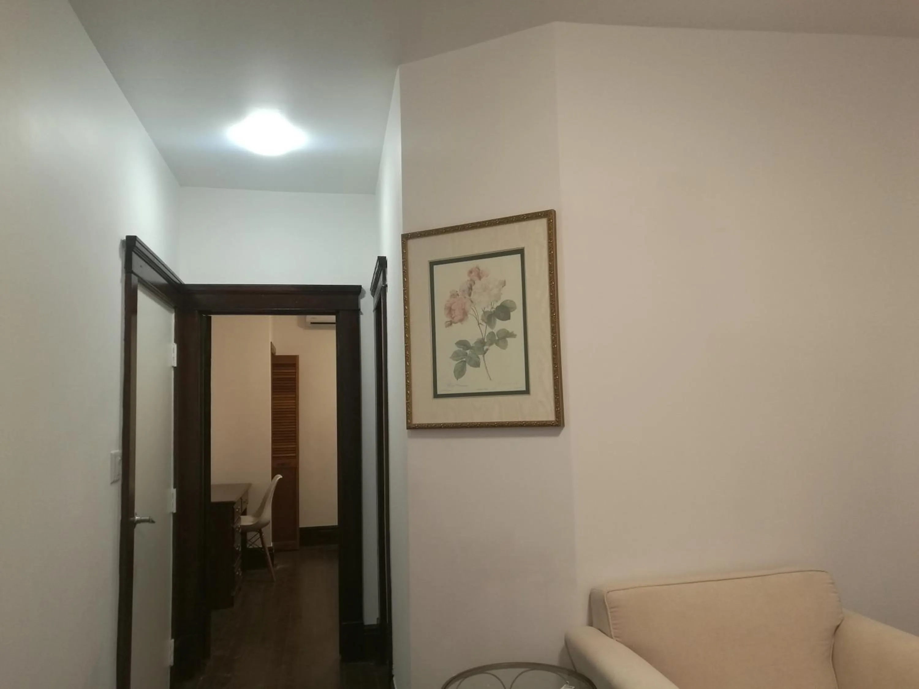 Living room in Ambassador's Inn Next Door