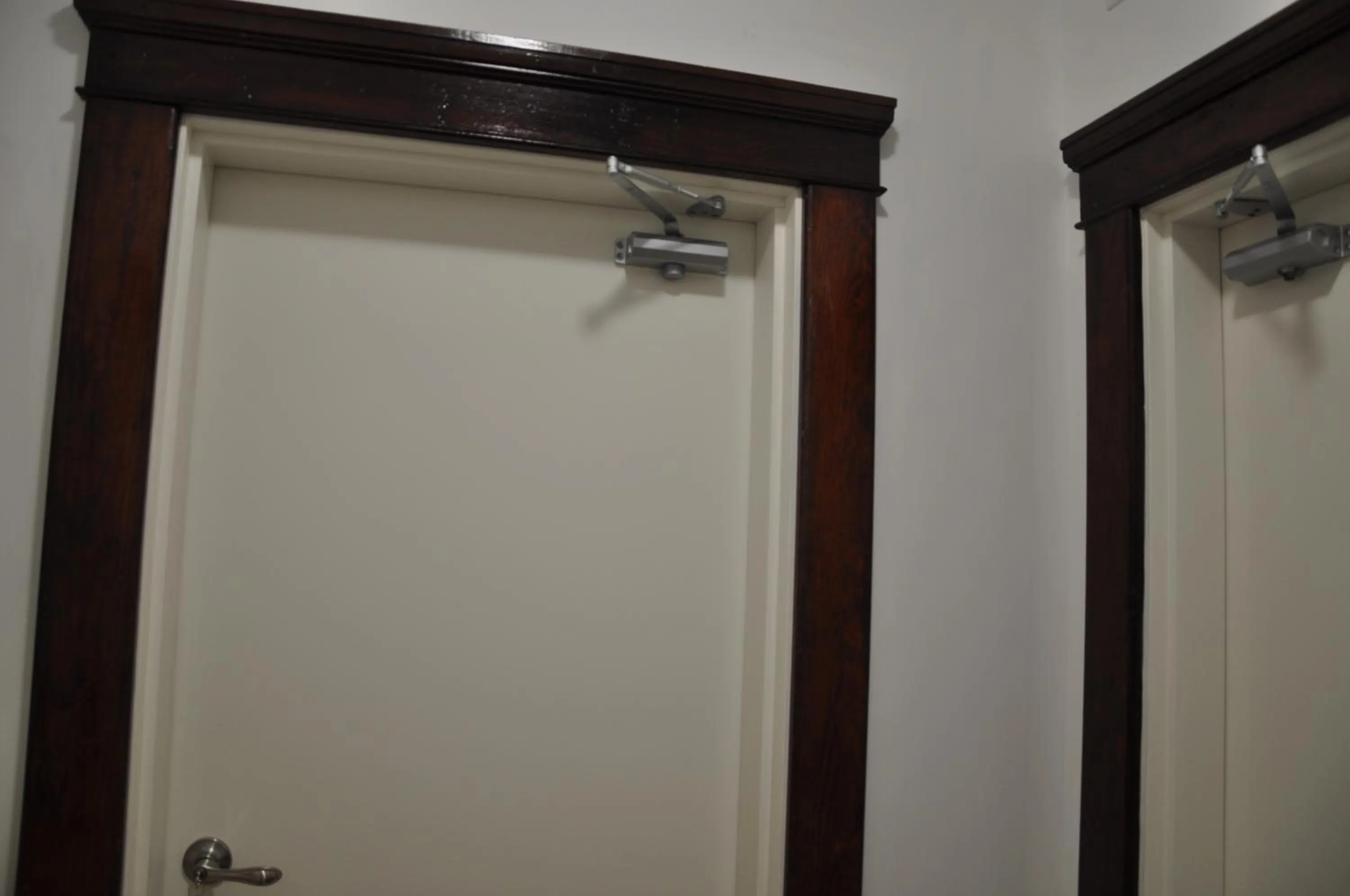 Decorative detail in Ambassador's Inn Next Door