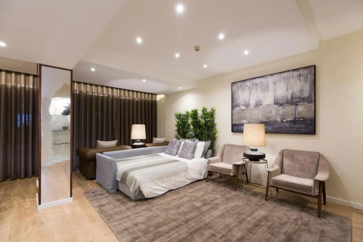 Living room, Bed in Olá Lisbon - Luxury Graça I