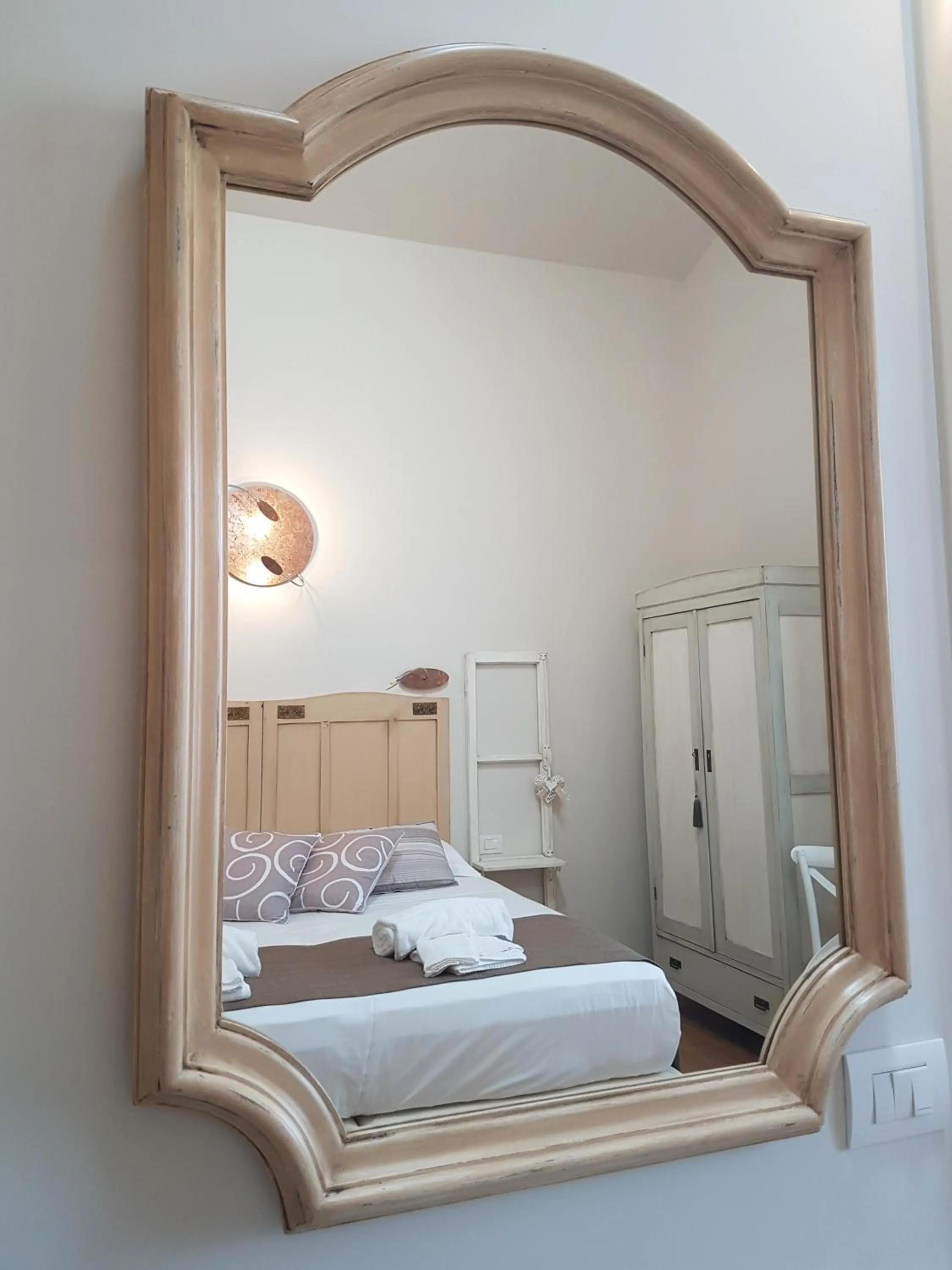 Other, Bed in Villa Montenero