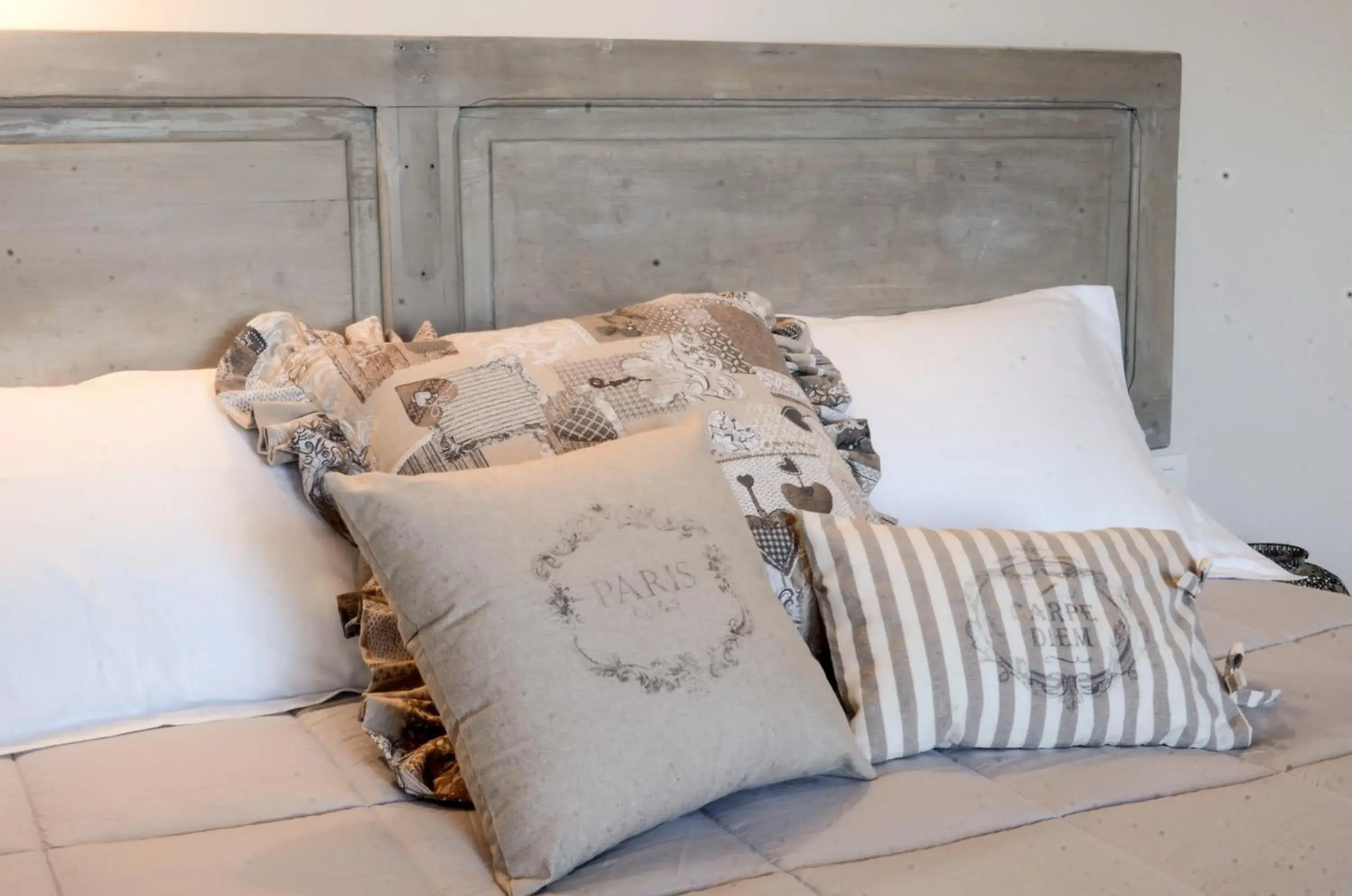 Double or Twin Room in Villa Montenero Double or Twin Room in Villa Montenero