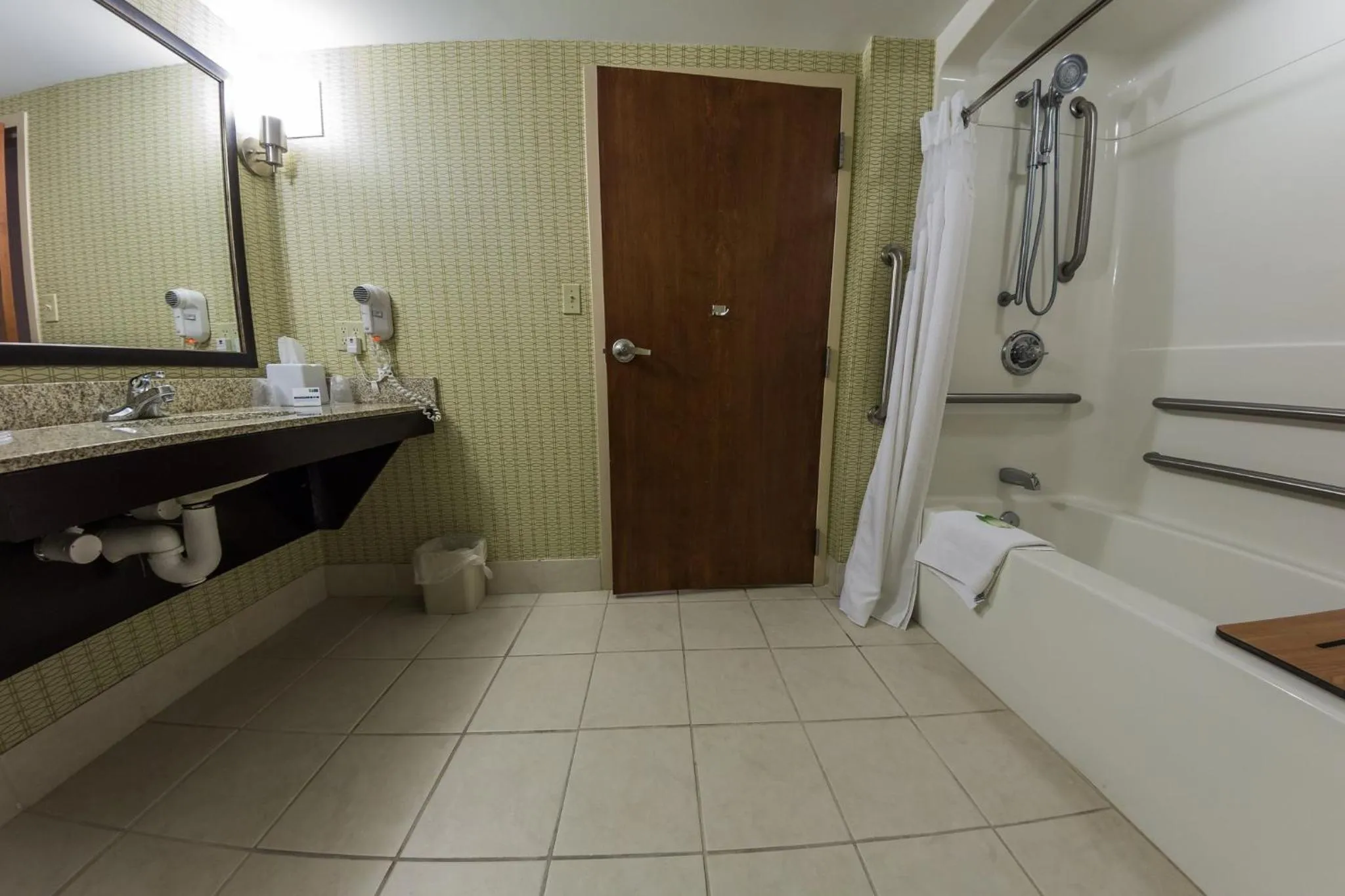 Bathroom in Holiday Inn Express and Suites Winchester by IHG