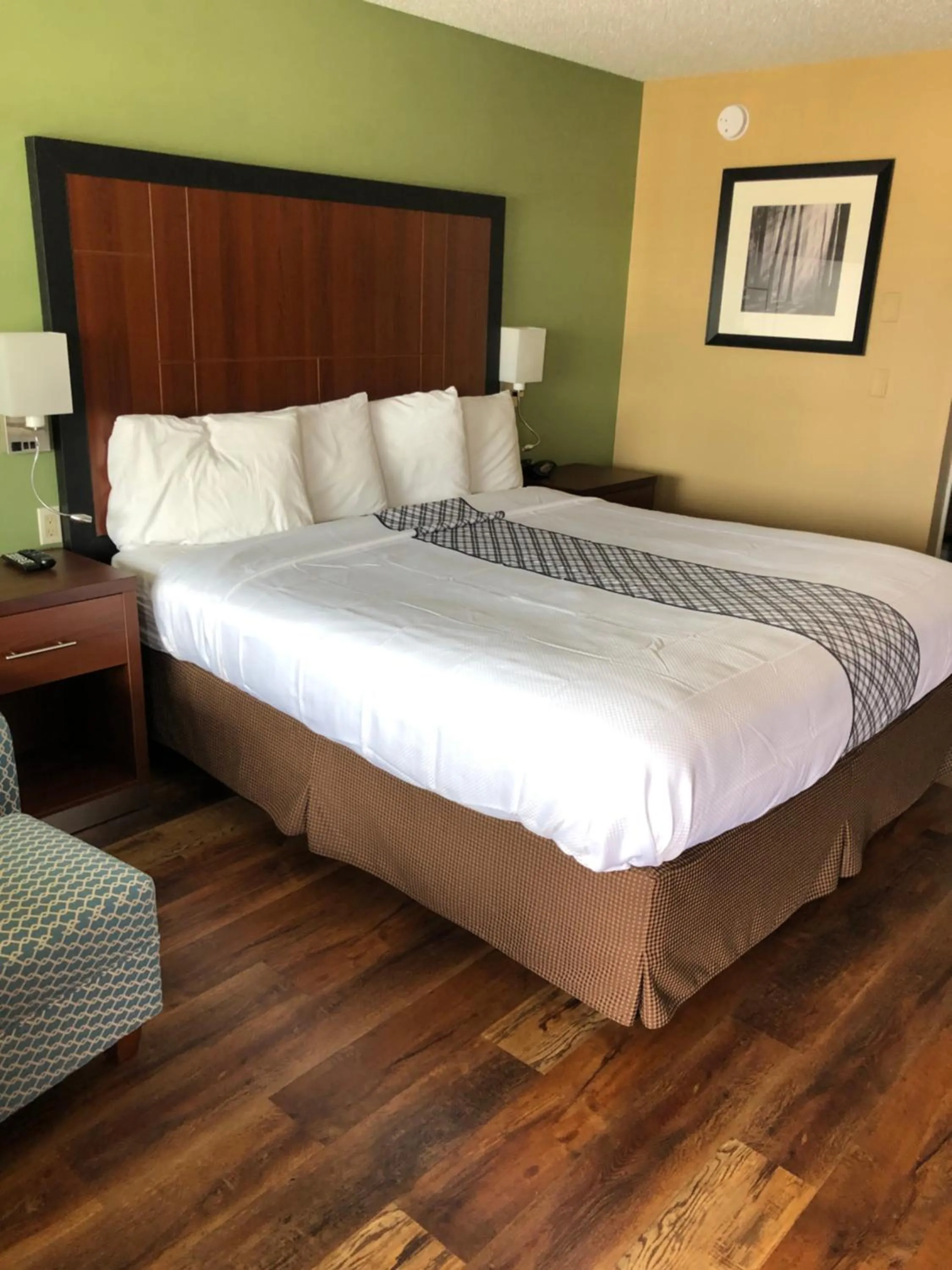 Bed in Knights Inn Motel