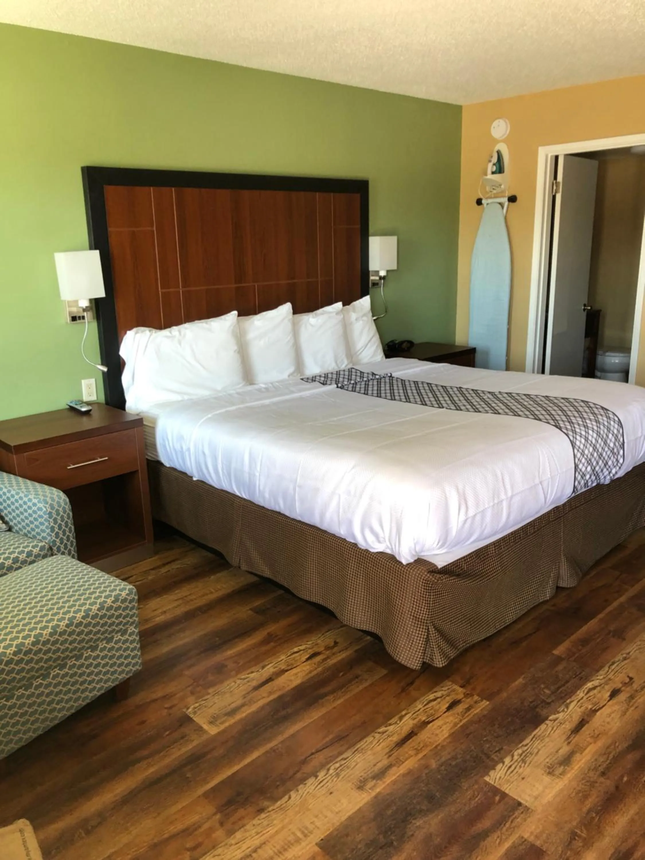 Bed in Knights Inn Motel