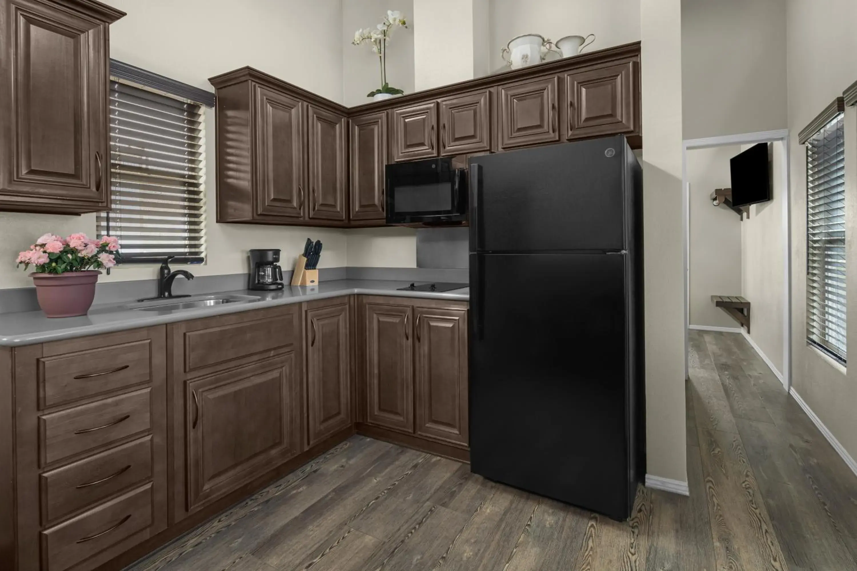 Deluxe Family Room in Sun Outdoors Paso Robles Deluxe Family Room in Sun Outdoors Paso Robles