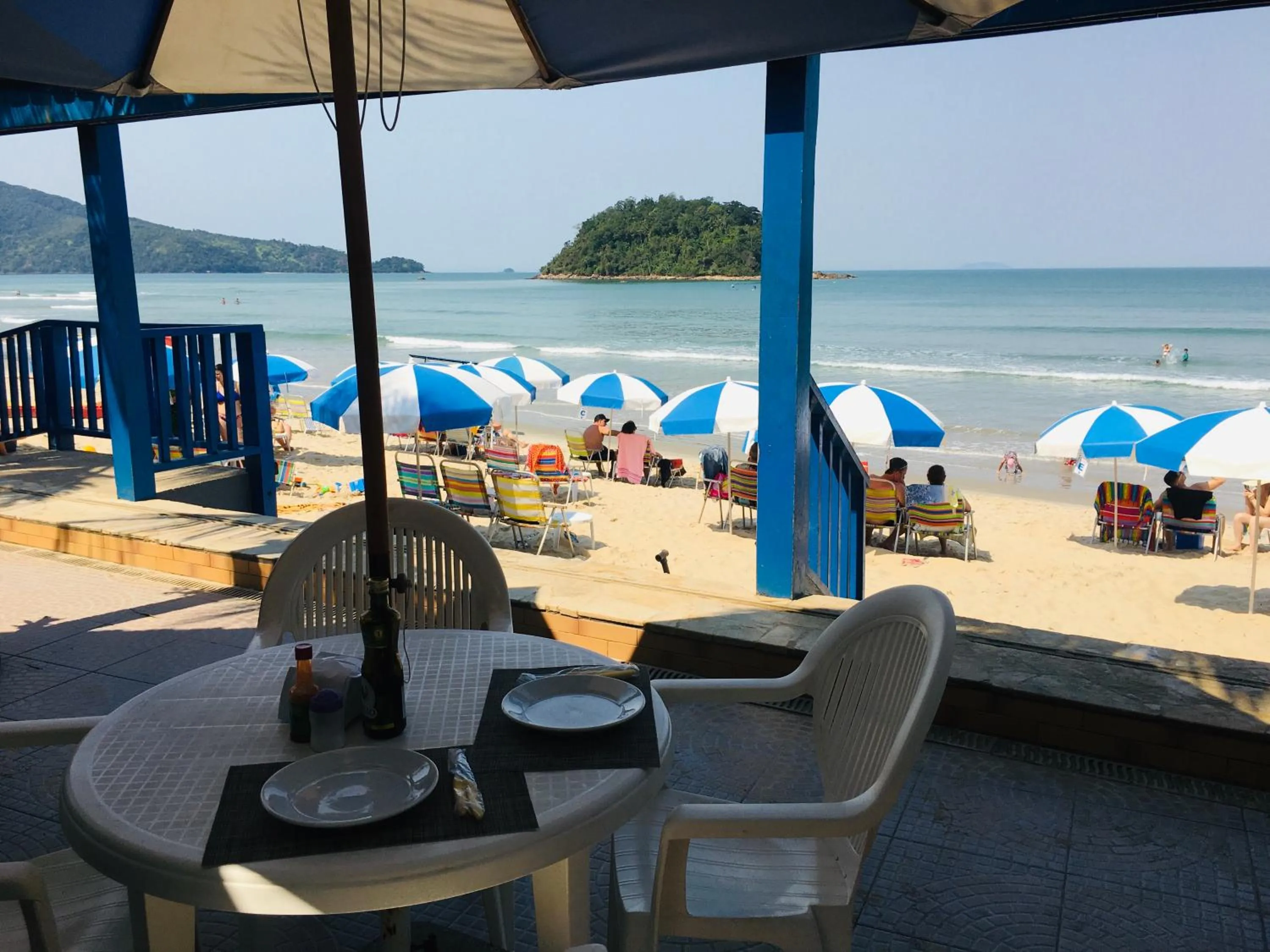 Restaurant/places to eat in Kaliman Pousada