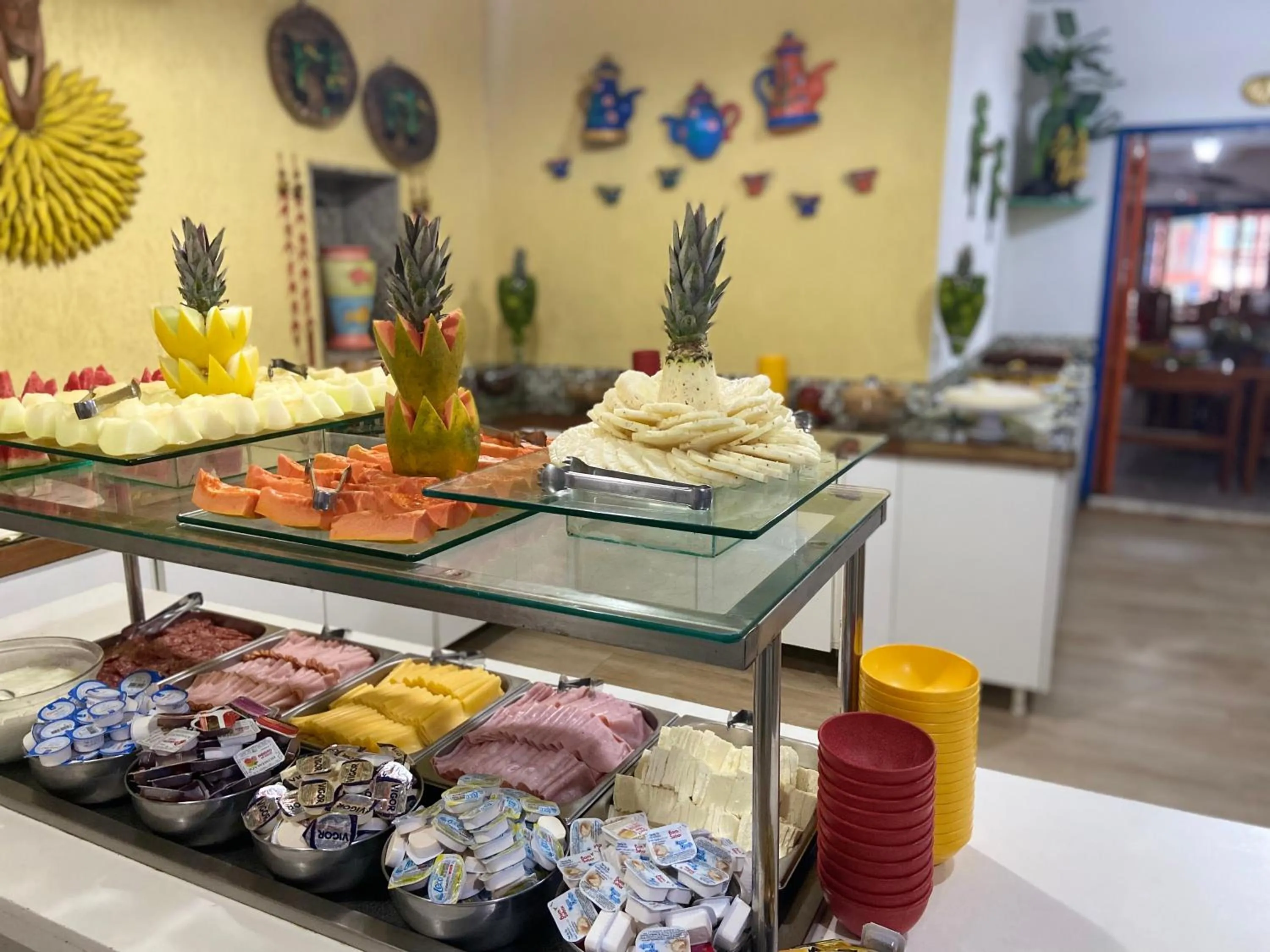 Buffet breakfast in Kaliman Pousada