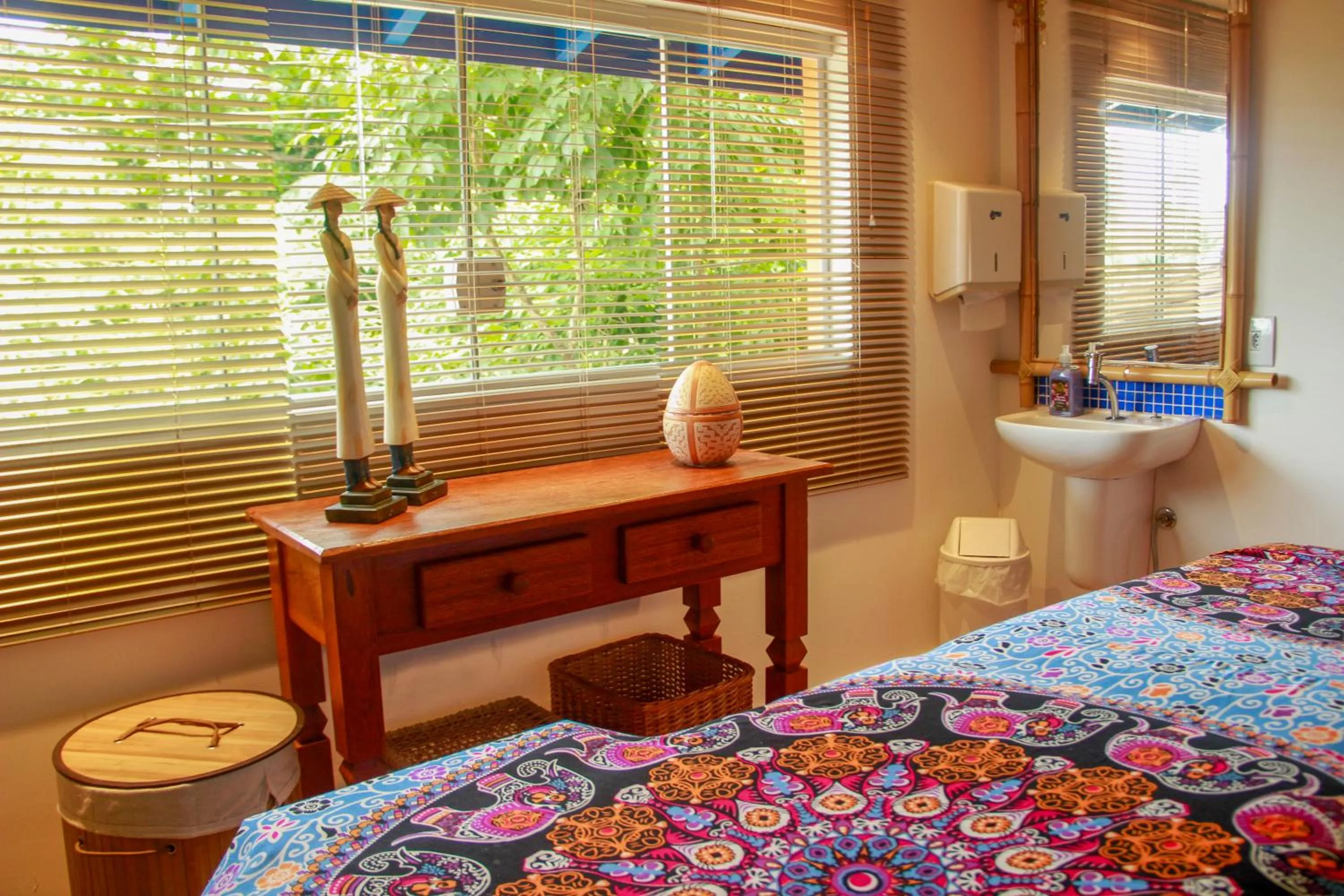 Massage, Bed in Kaliman Pousada