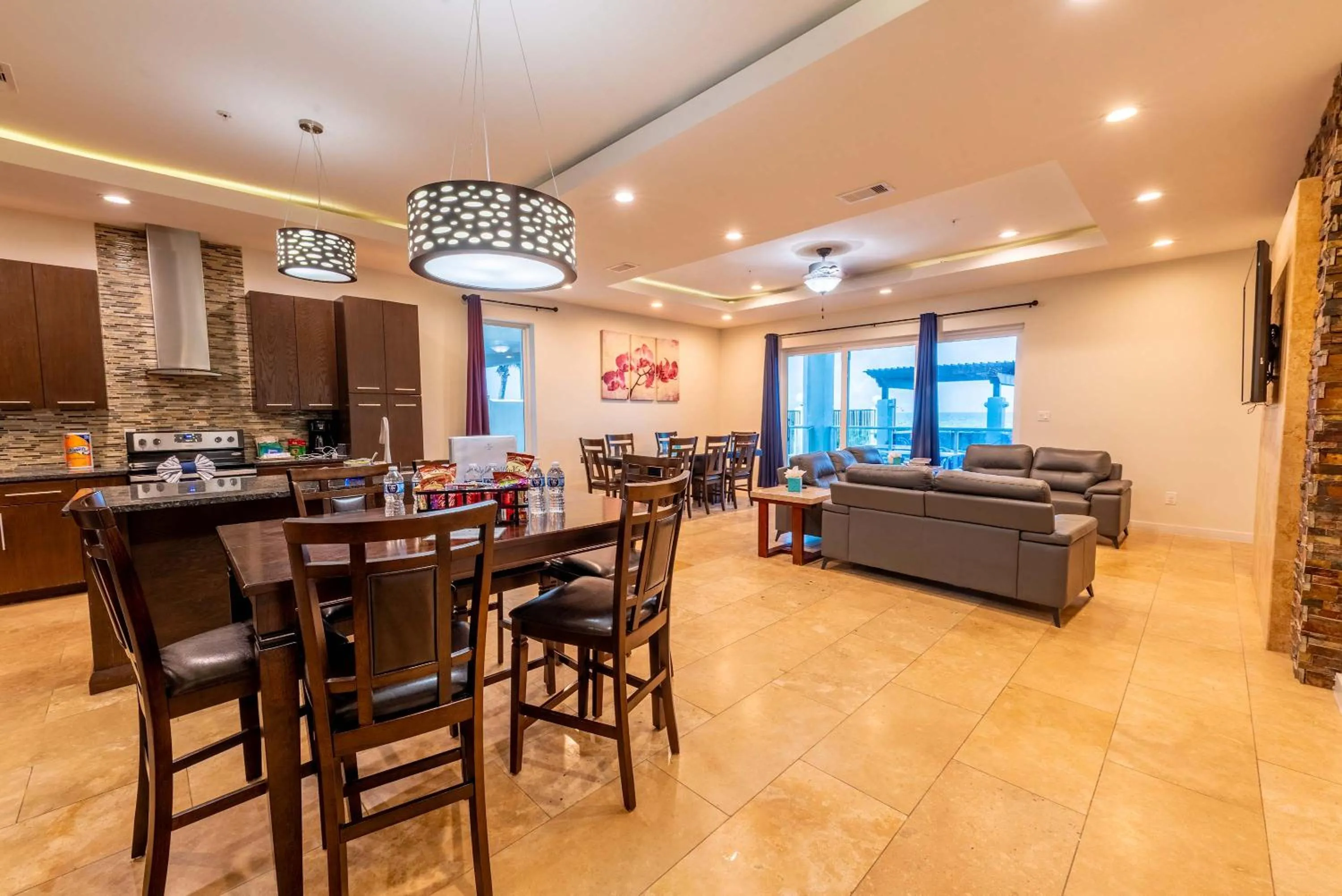 Beachfront 3 Bedroom Condo