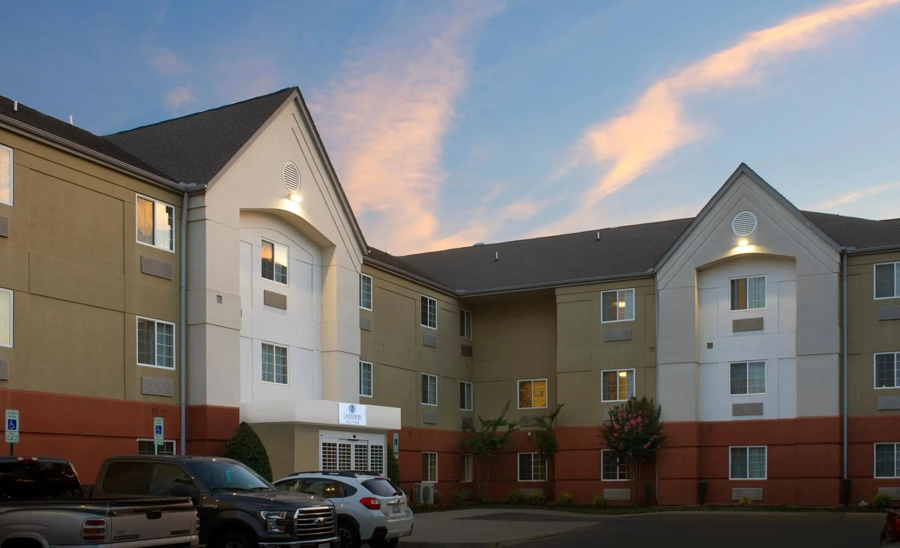 Property building in Candlewood Suites Richmond - South by IHG Property building in Candlewood Suites Richmond - South by IHG