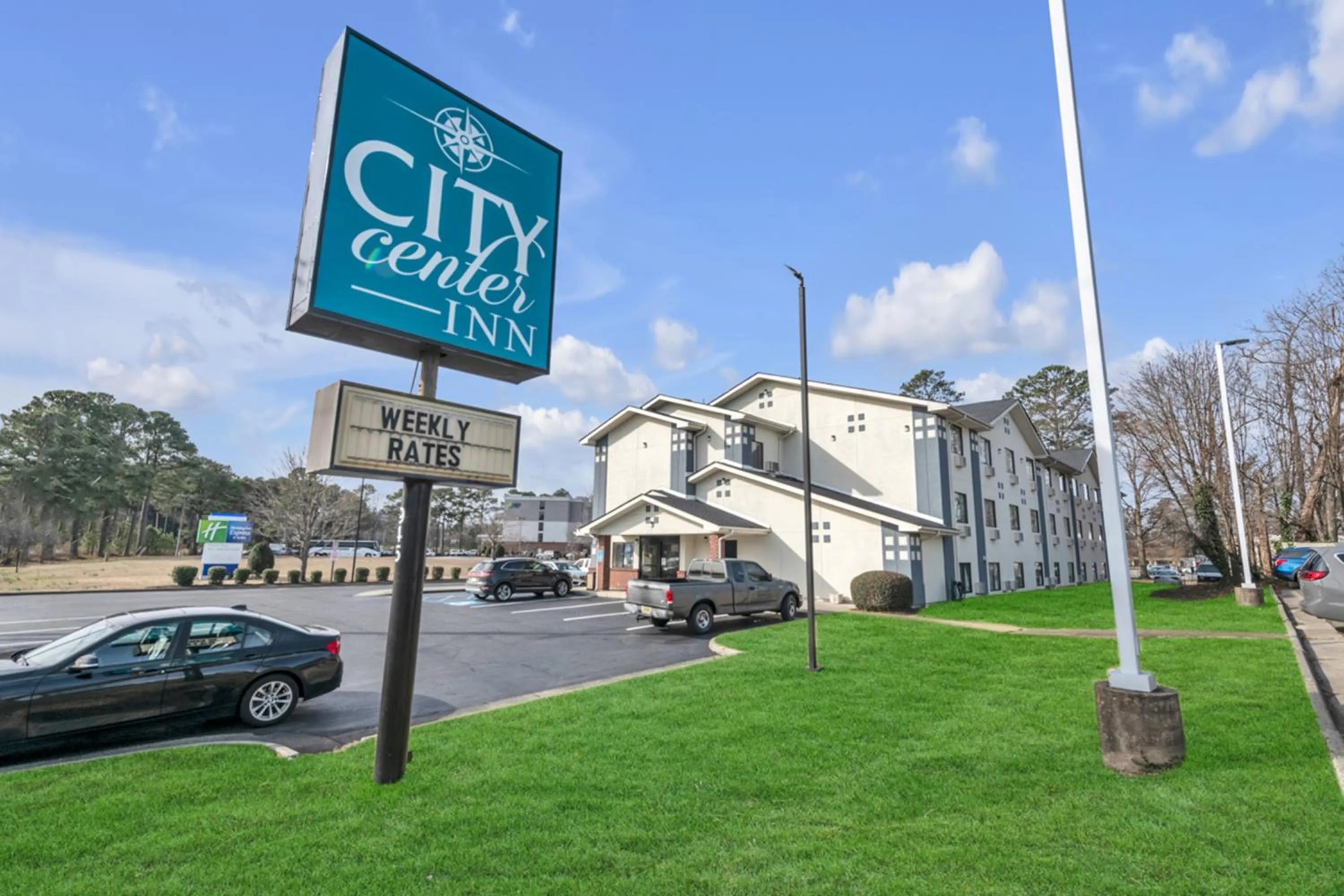 Property building in City Centre Inn at Newport News