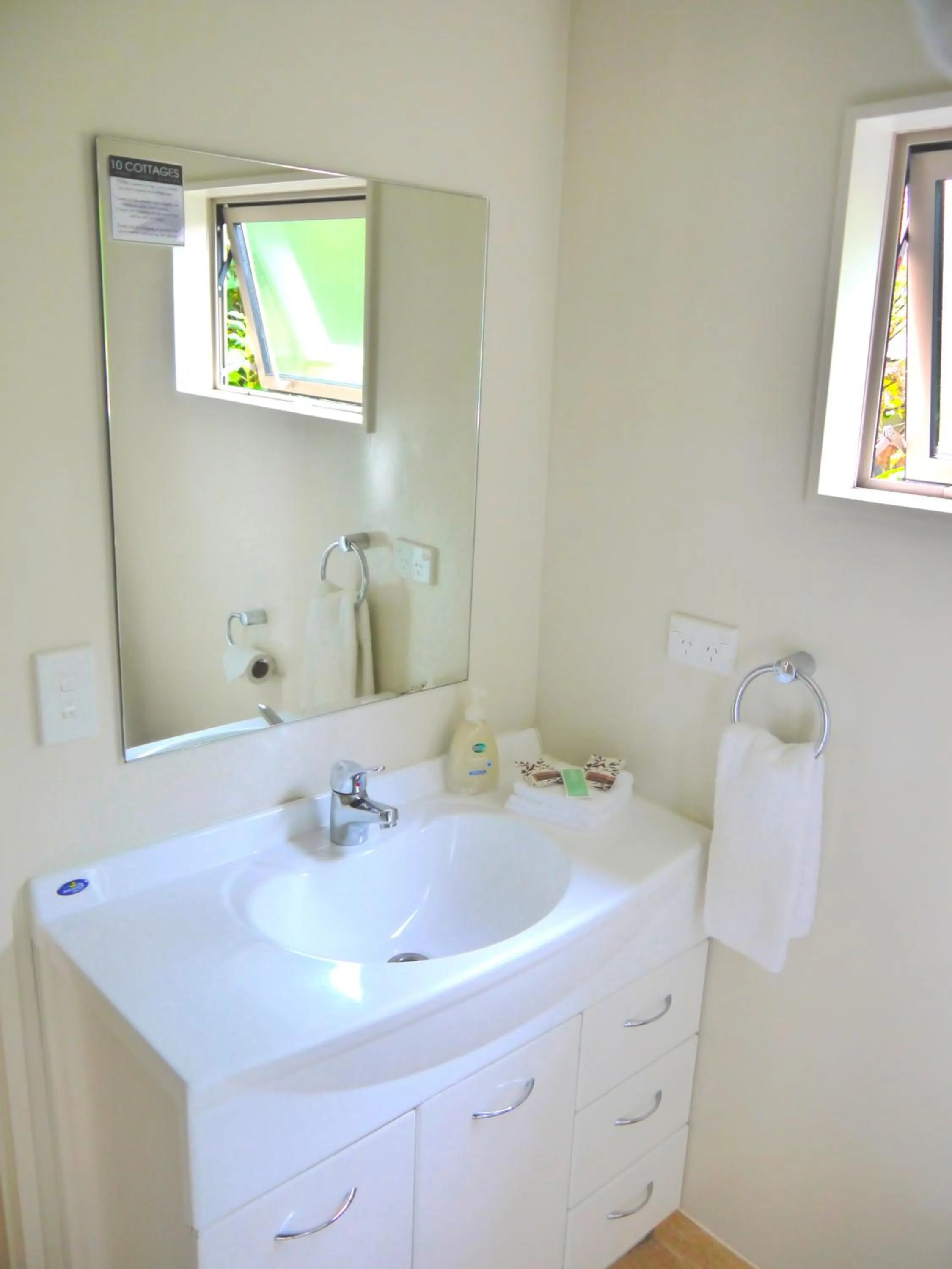 Bathroom in 10 Cottages