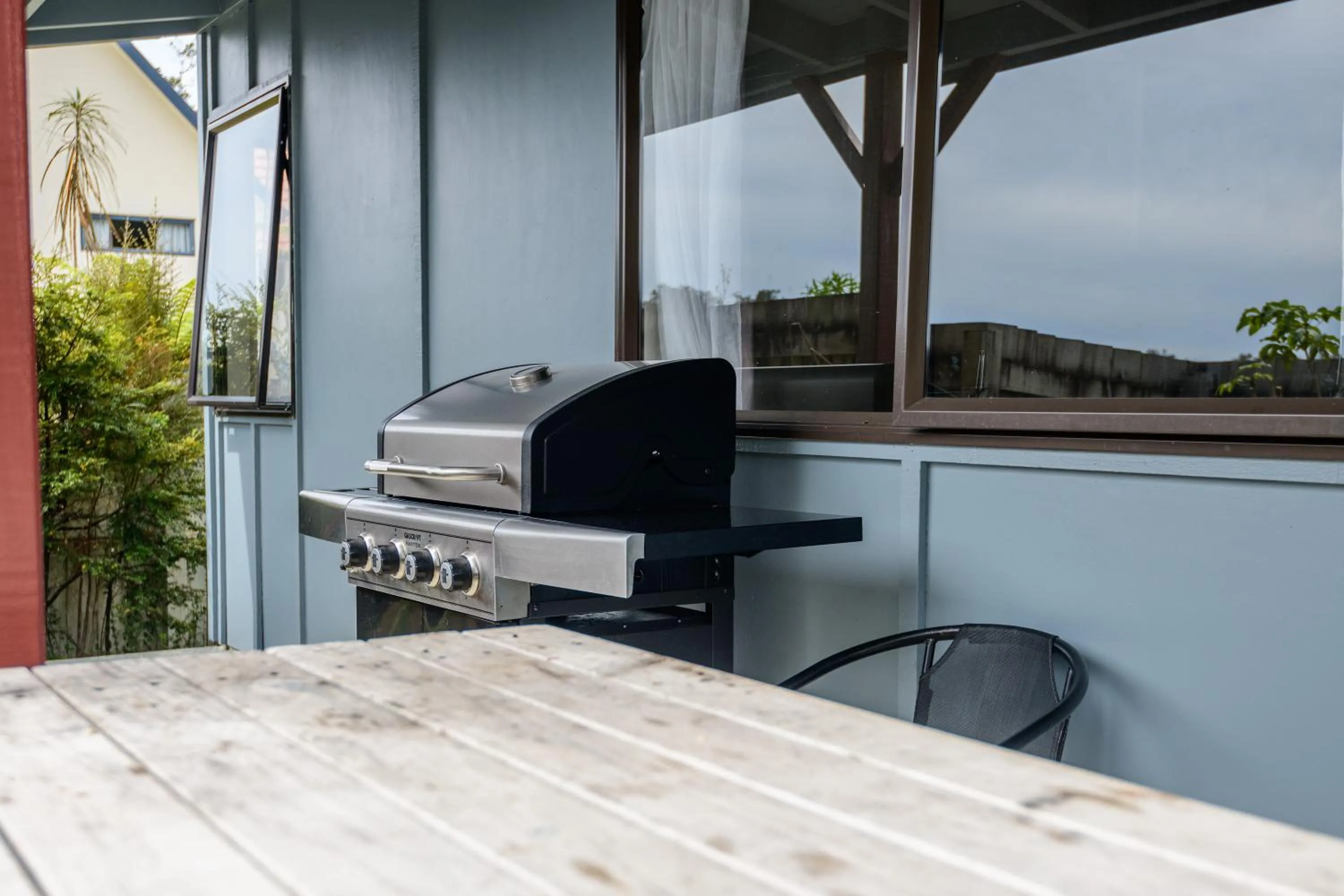 BBQ facilities in 10 Cottages