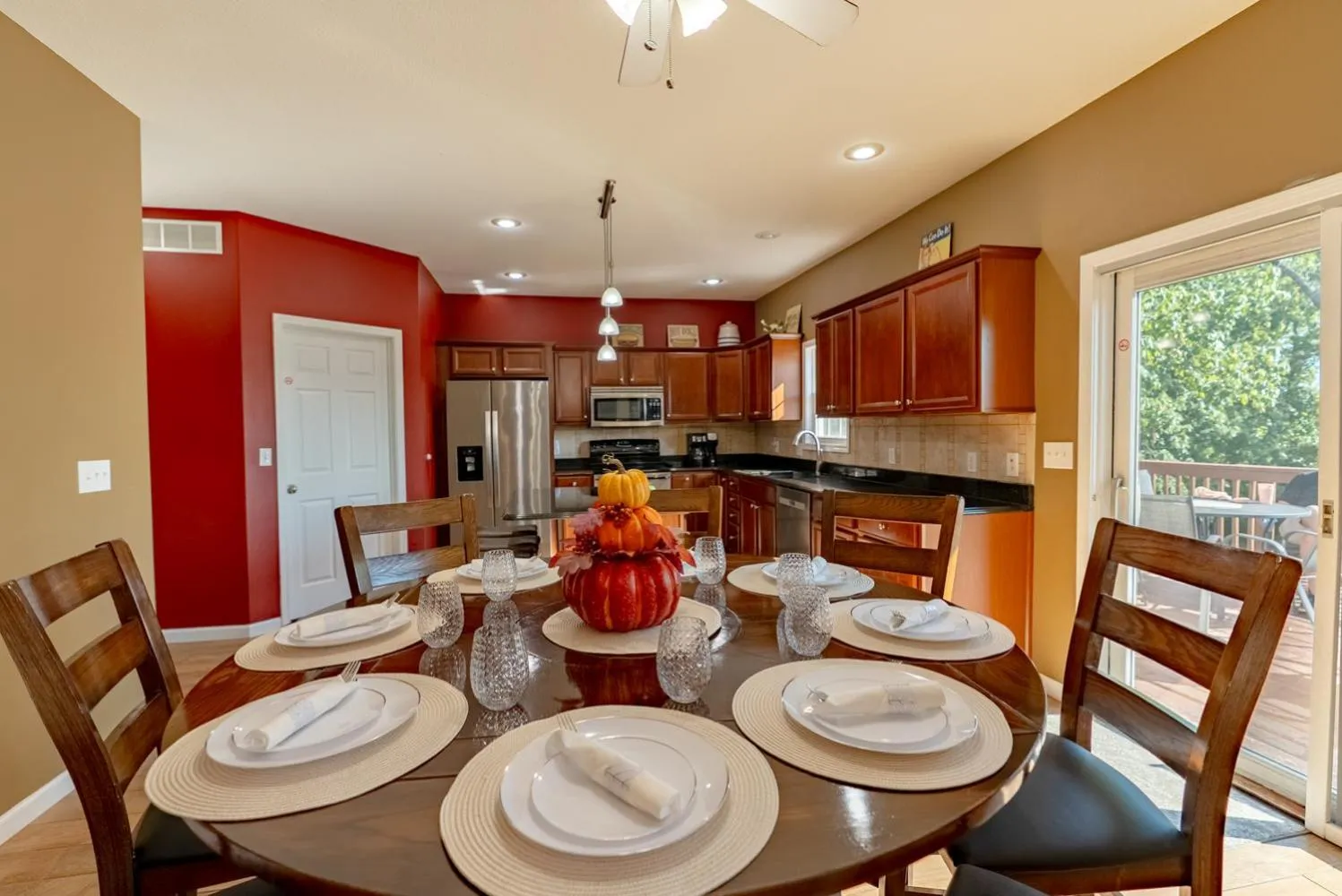 Dining area in Private Pool Vacation Home