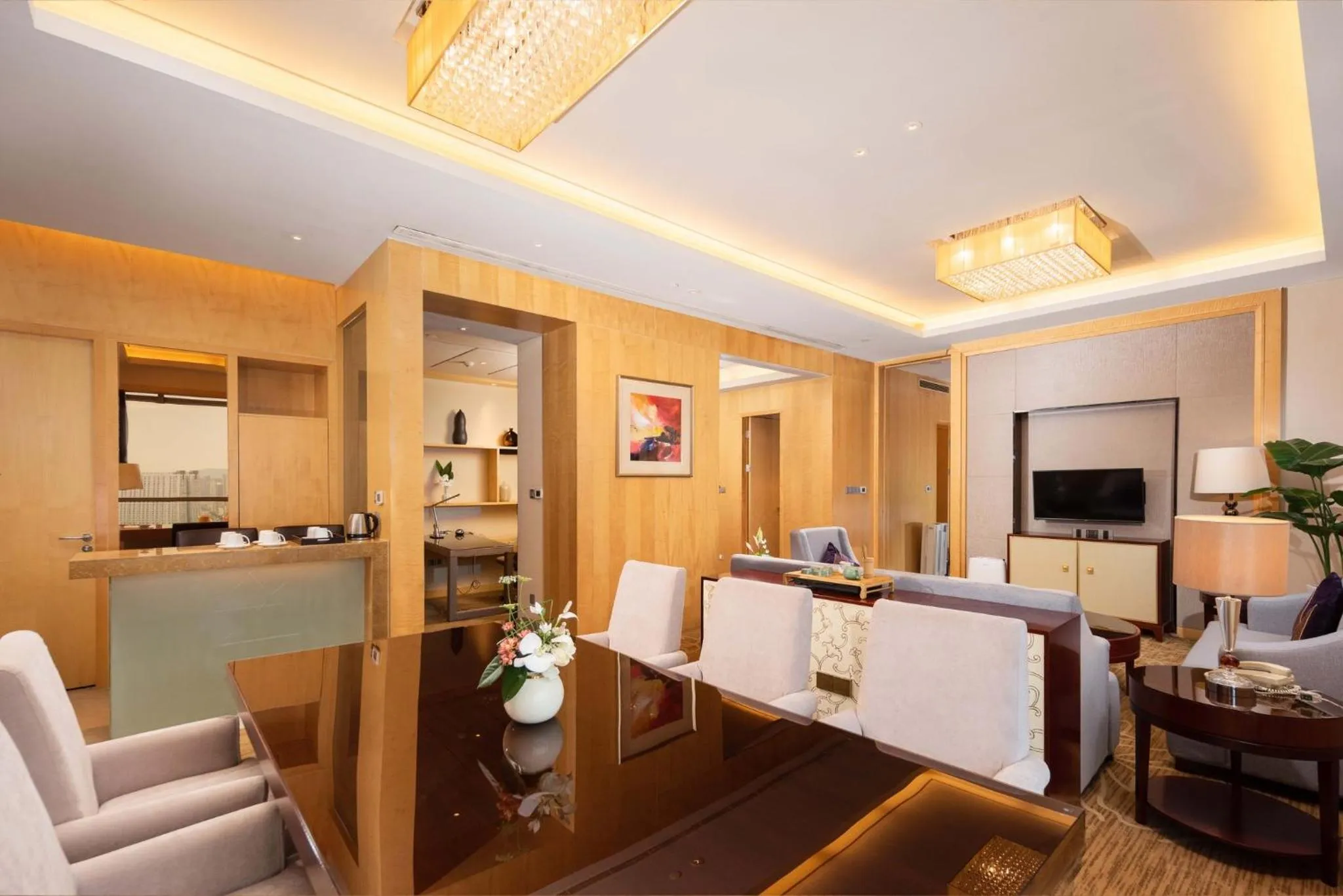 Photo of the whole room in Crowne Plaza Xiangyang by IHG