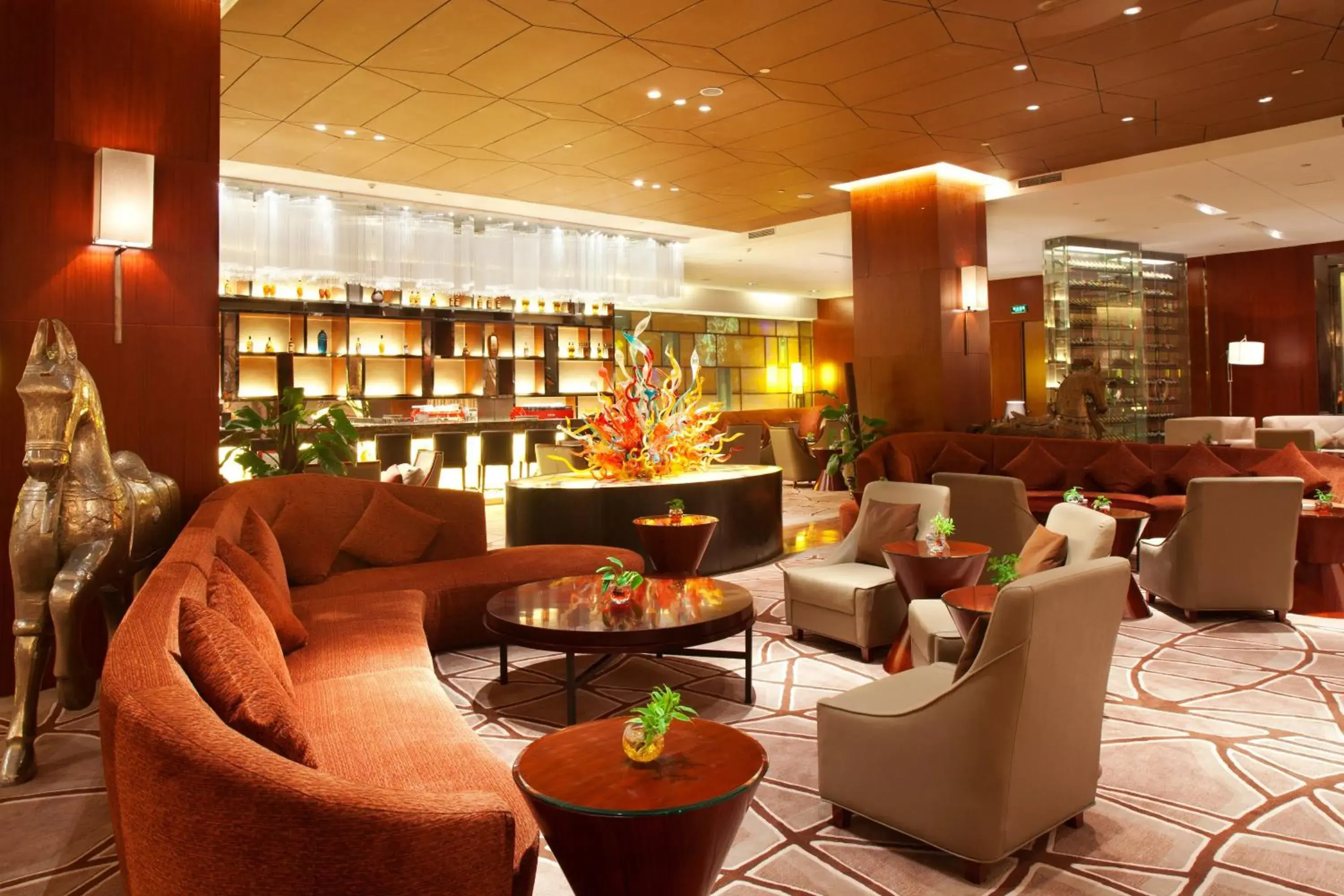 Property building in Crowne Plaza Xiangyang by IHG Property building in Crowne Plaza Xiangyang by IHG