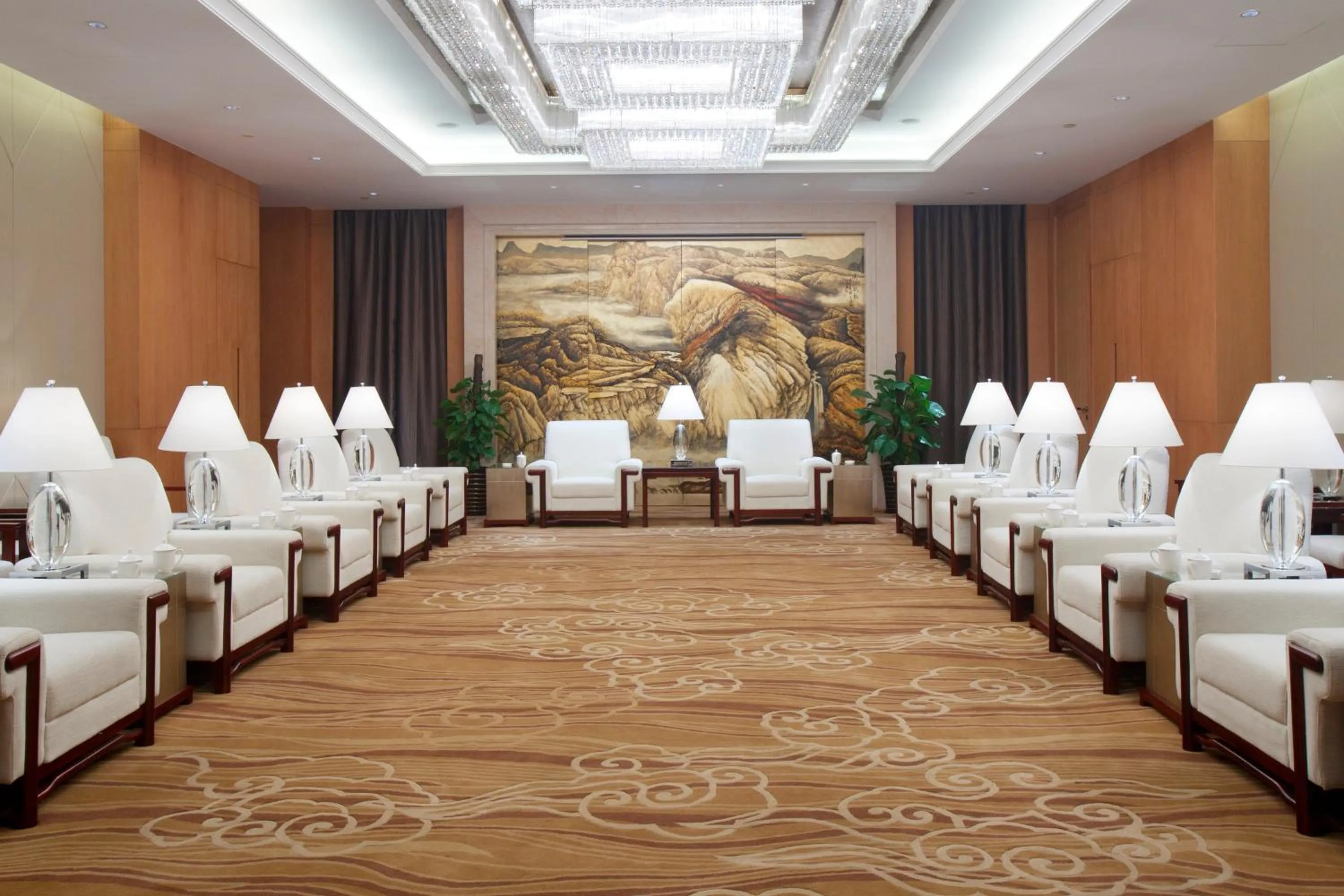 Meeting/conference room in Crowne Plaza Xiangyang by IHG