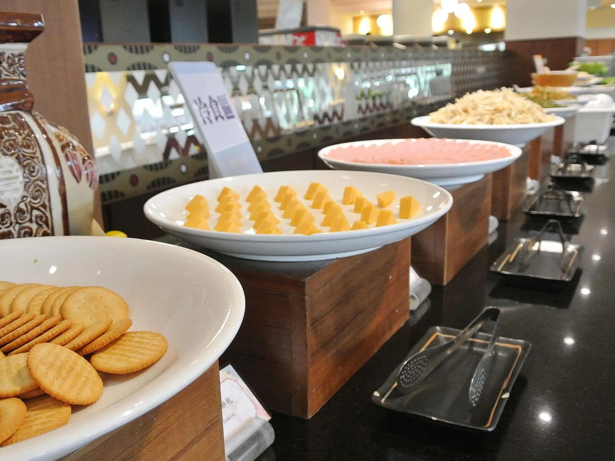 Buffet breakfast in Howard Beach Resort Kenting