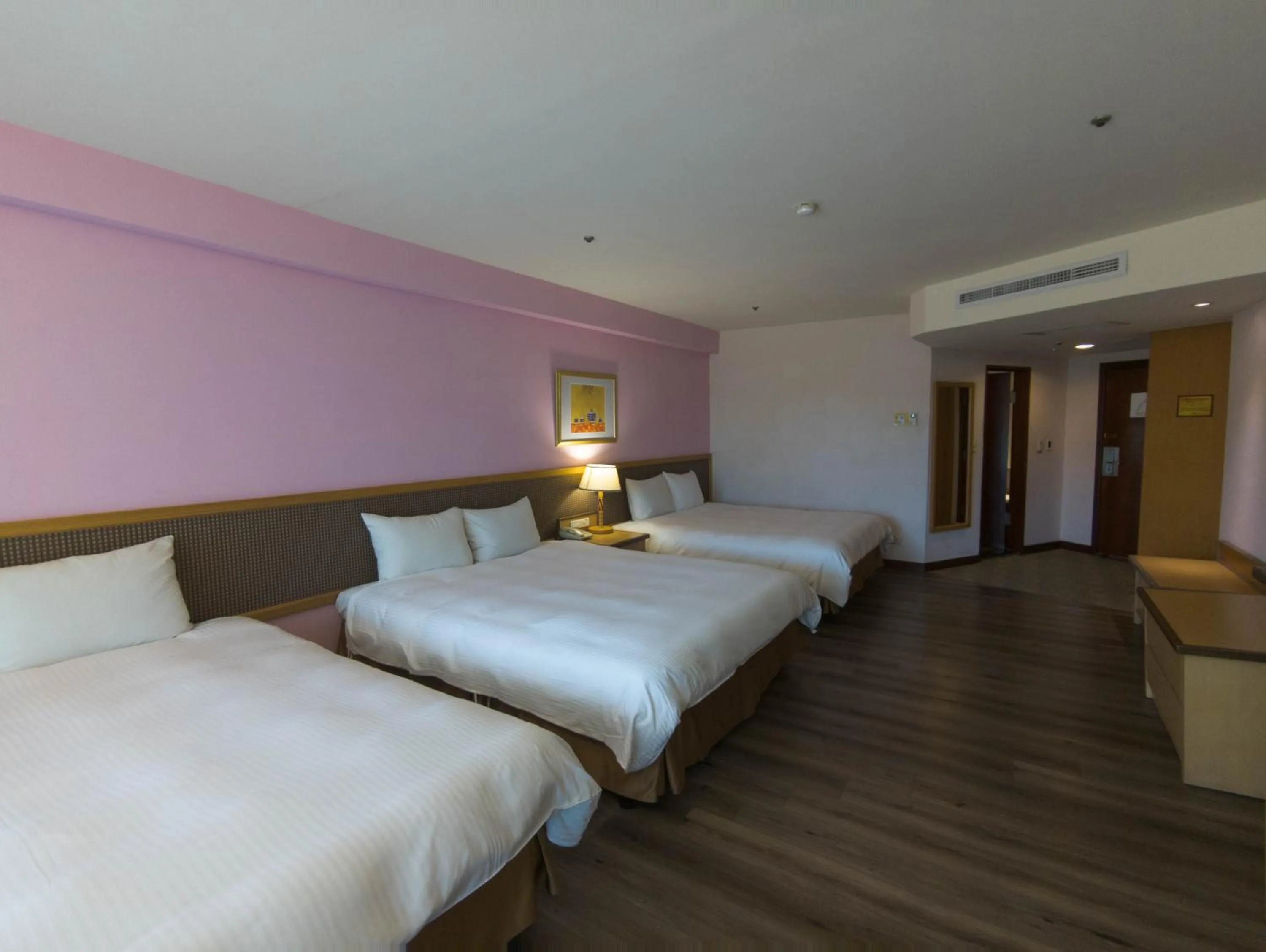 Bed in Howard Beach Resort Kenting