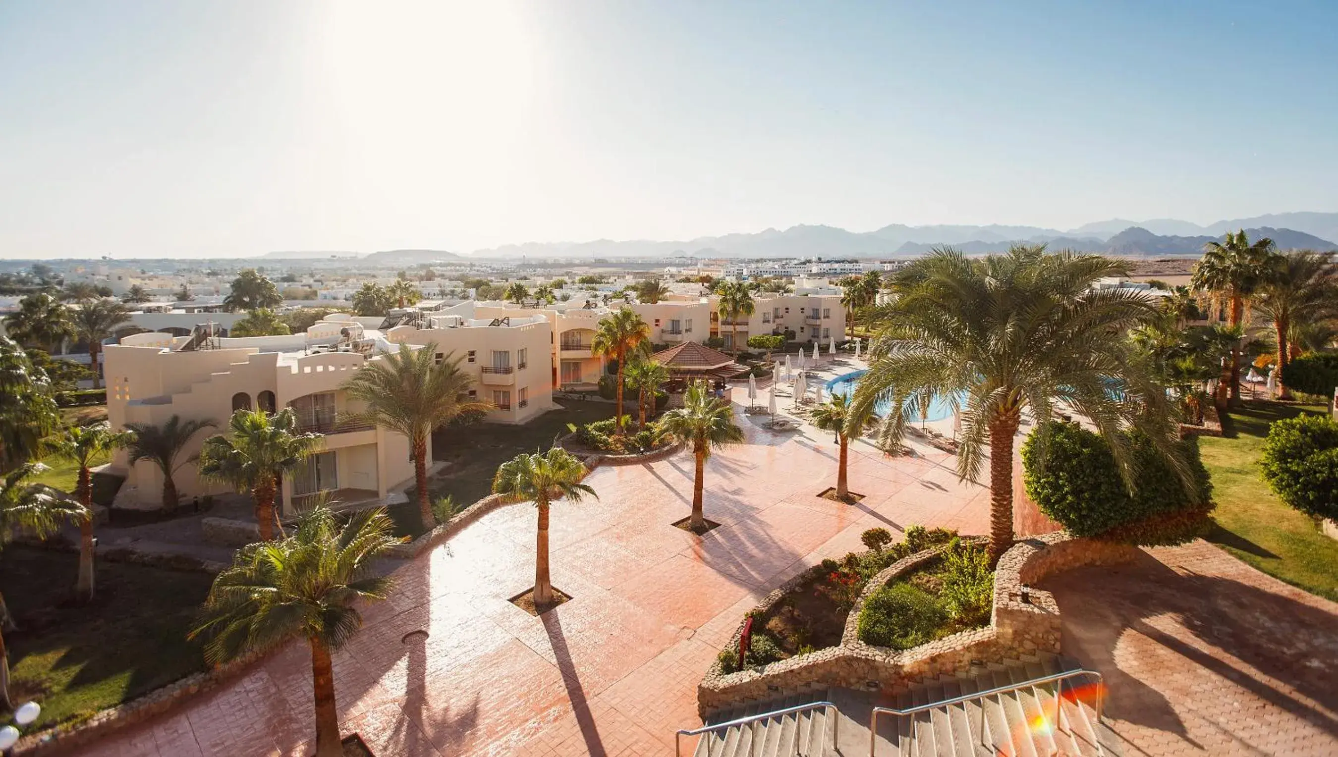 Property building in Xperience Kiroseiz Parkland Property building in Xperience Kiroseiz Parkland