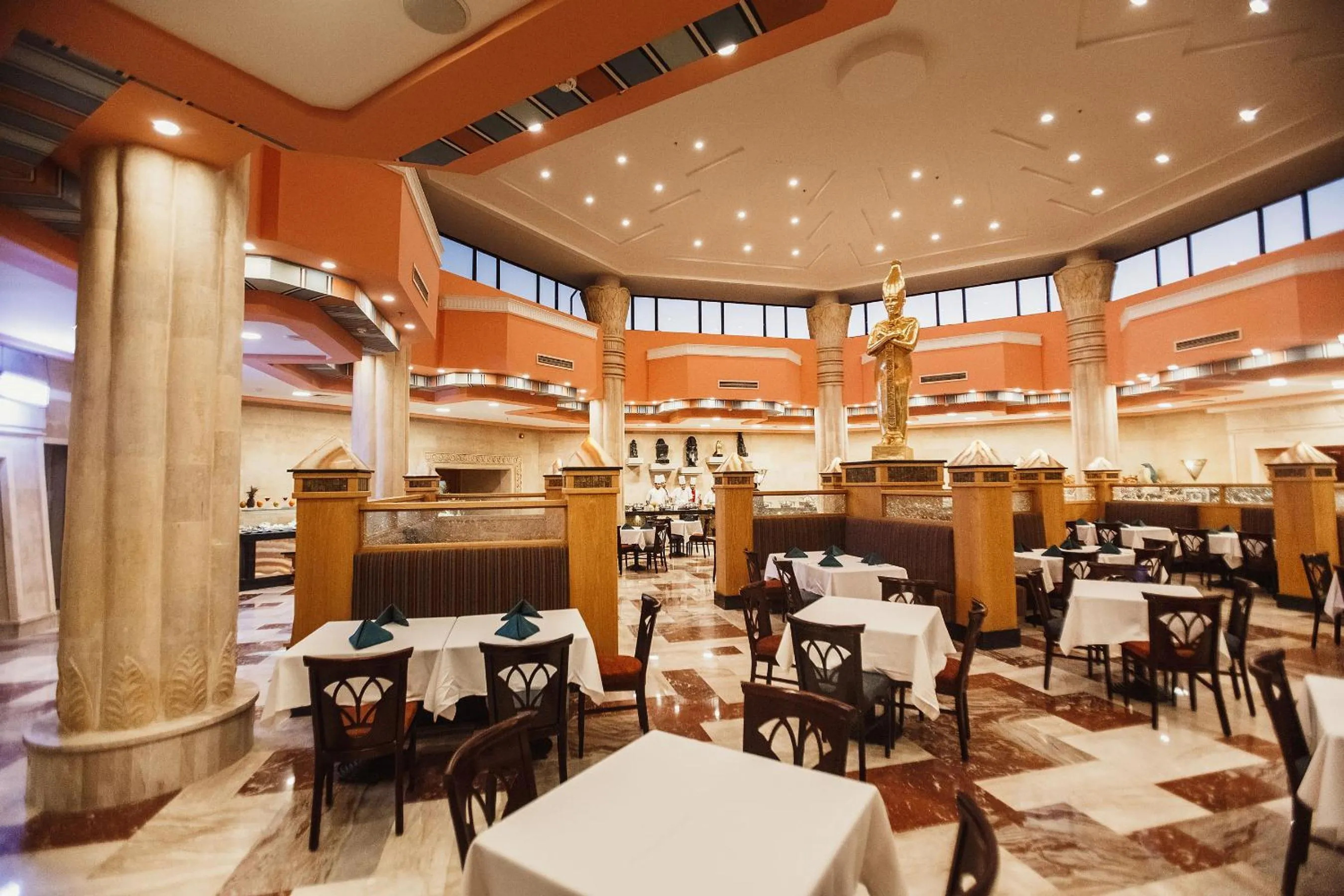 Restaurant/places to eat in Xperience Kiroseiz Parkland