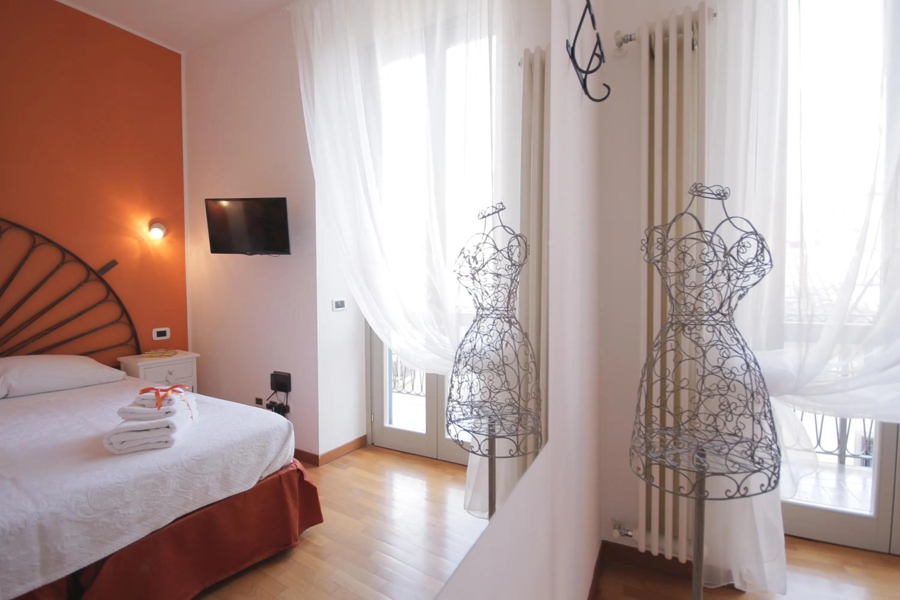 Decorative detail, Bed in Bergamo Sottosopra