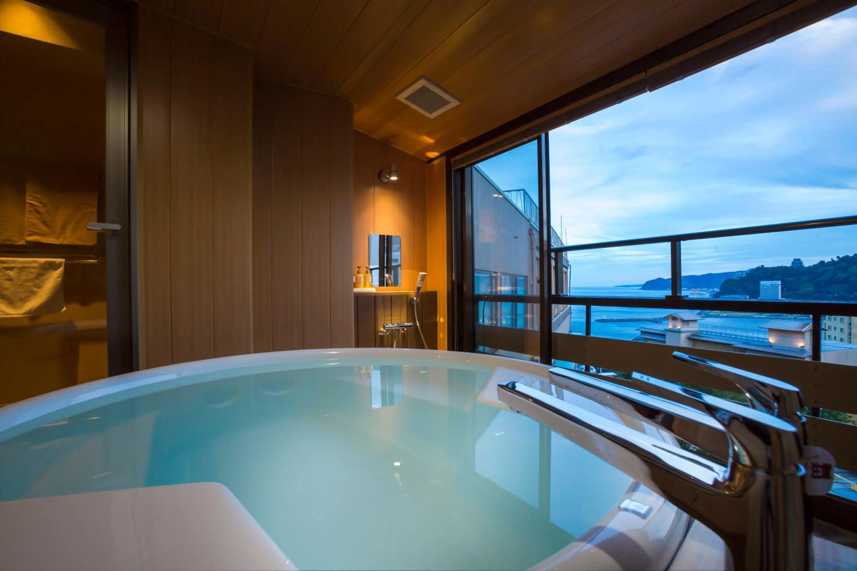 Hot Spring Bath in Yuyado Ichibanchi