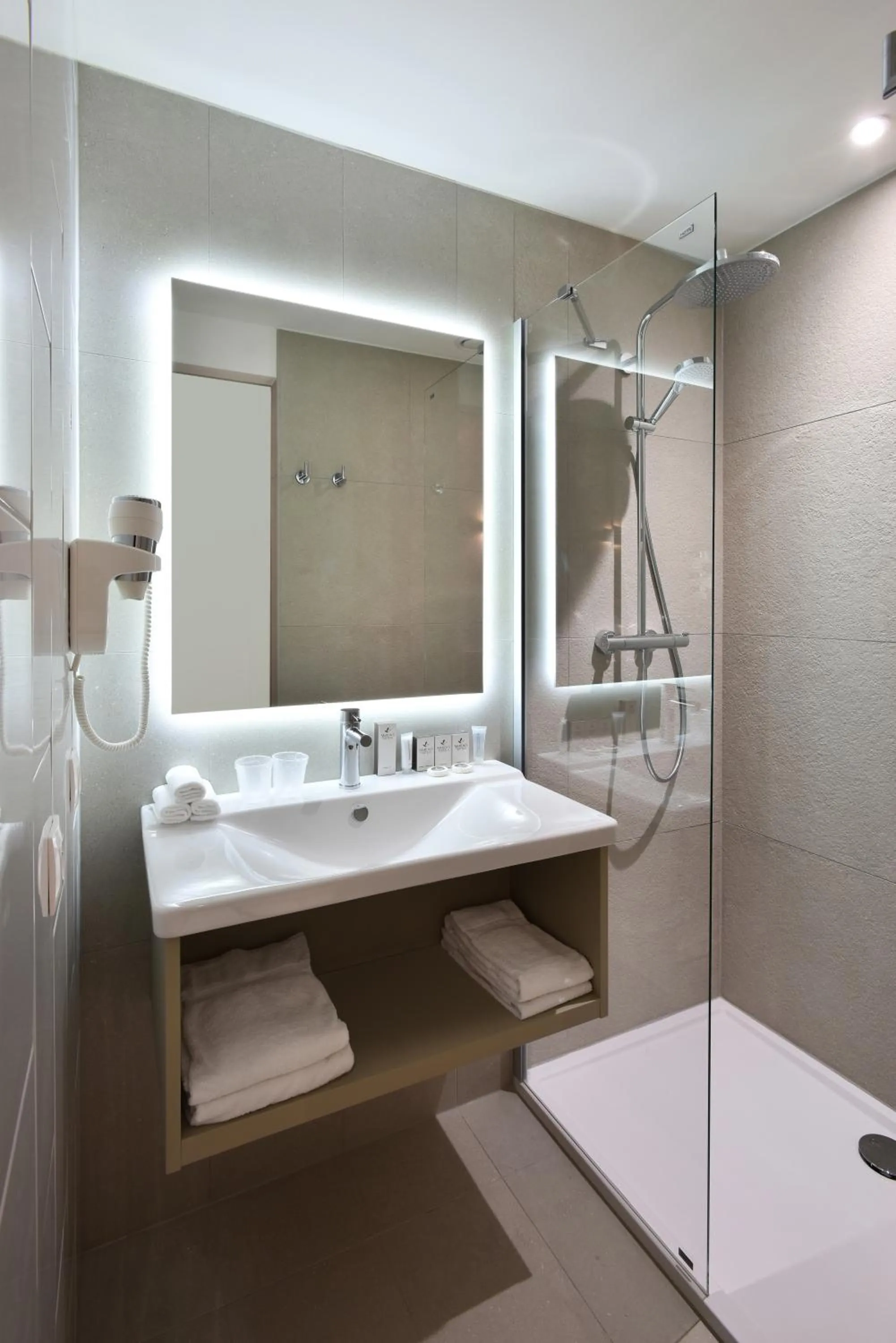 Bathroom in Martin's Louvain-la-Neuve